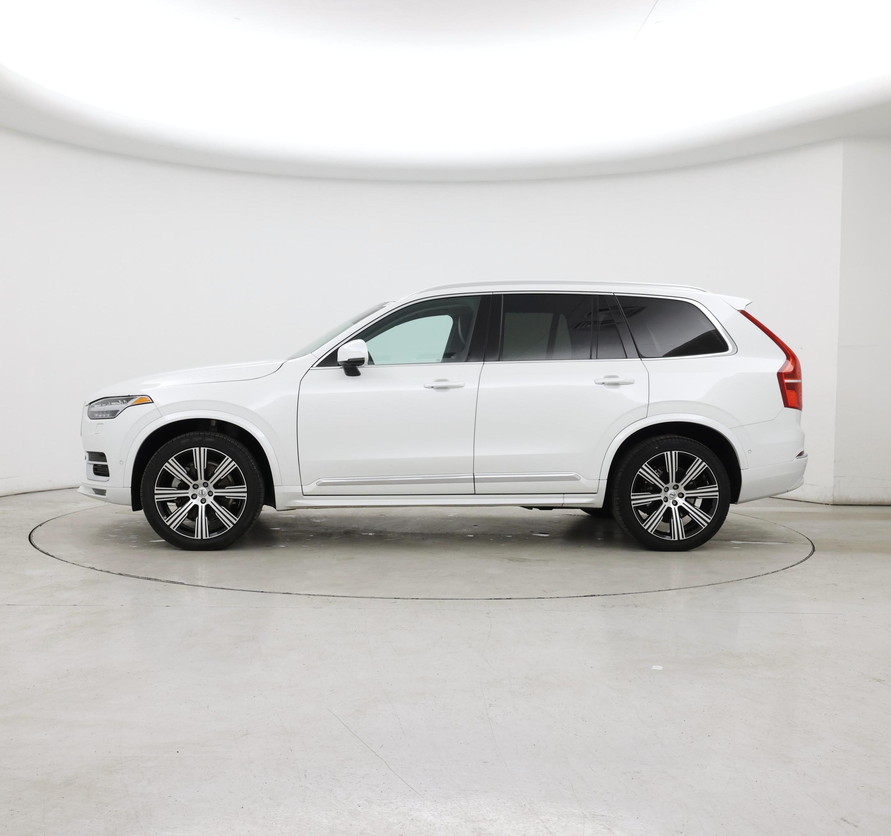 Thumbnail: 2023 Volvo XC90 - 3