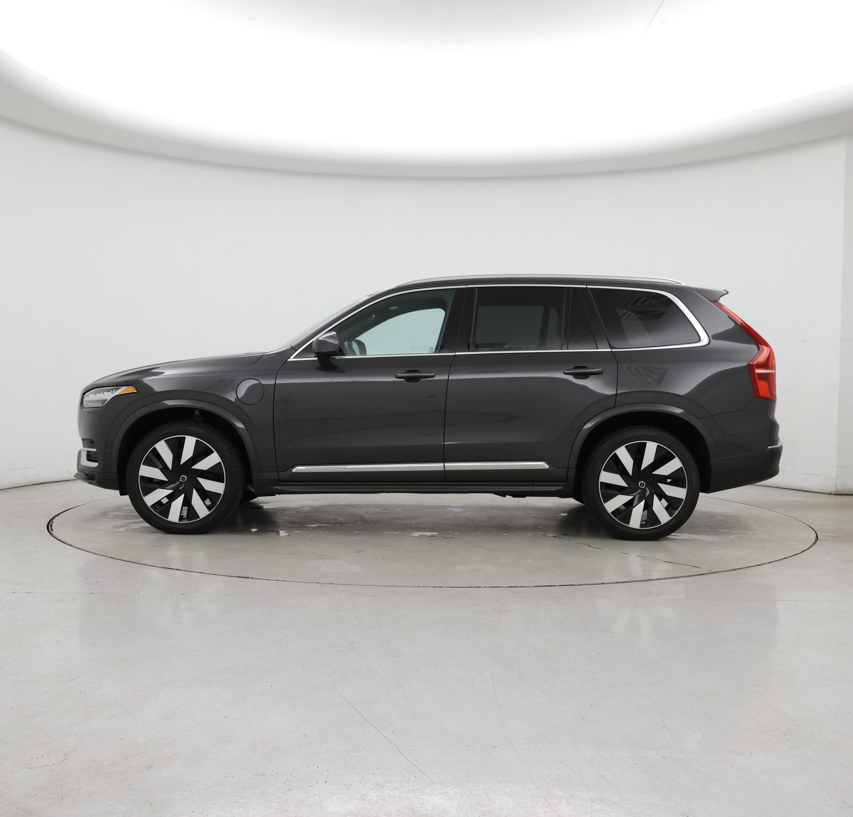 Thumbnail: 2023 Volvo XC90 - 3
