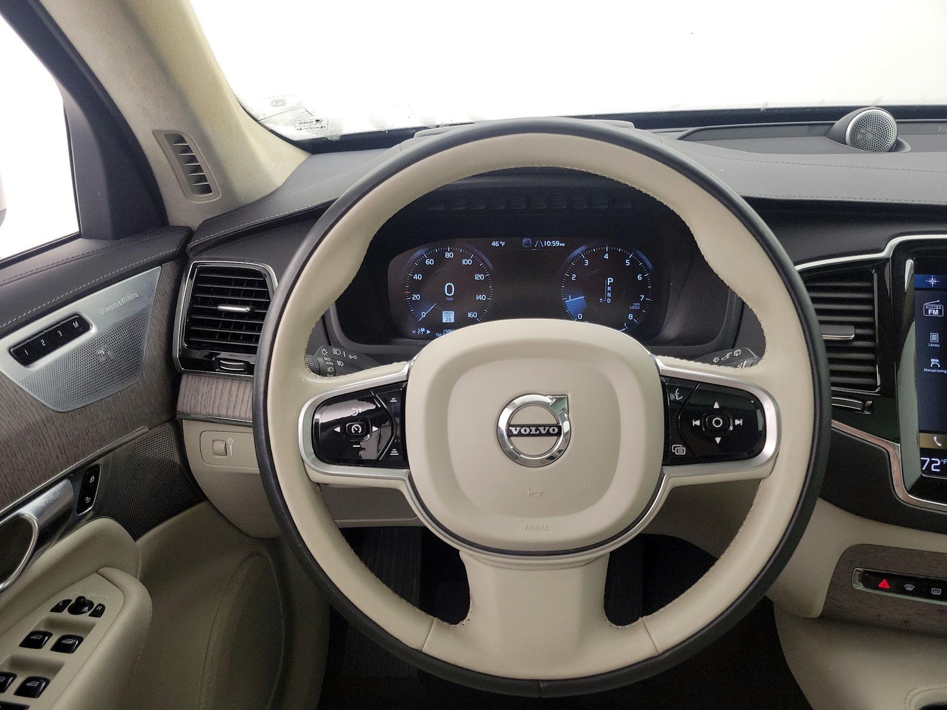 Thumbnail: 2022 Volvo XC90 - 10