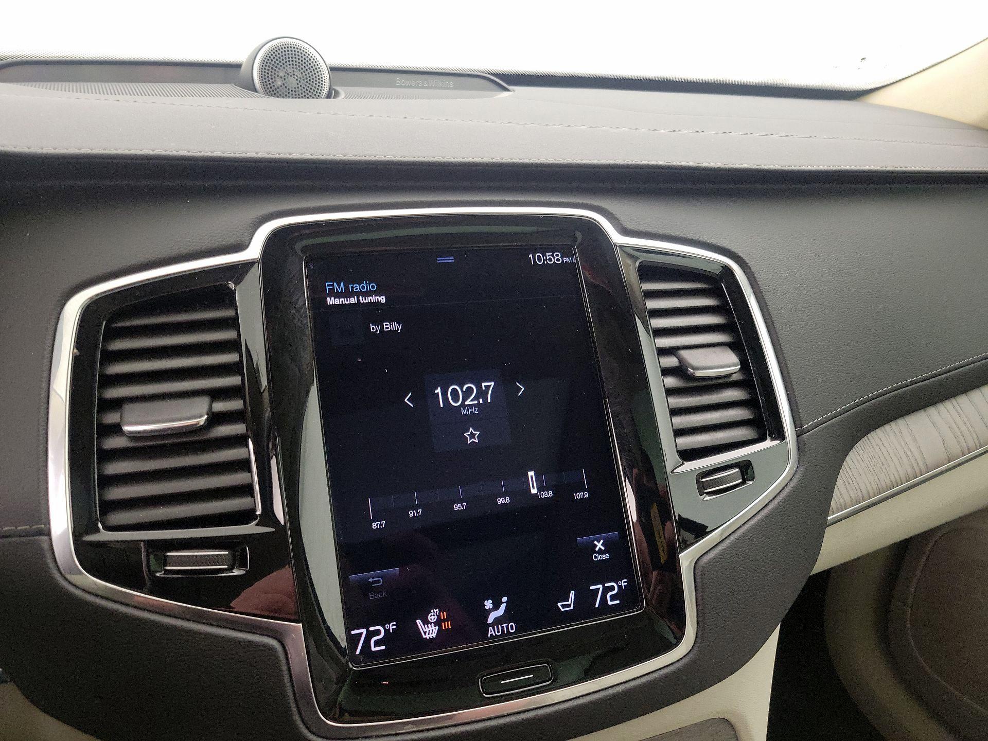 Thumbnail: 2022 Volvo XC90 - 15