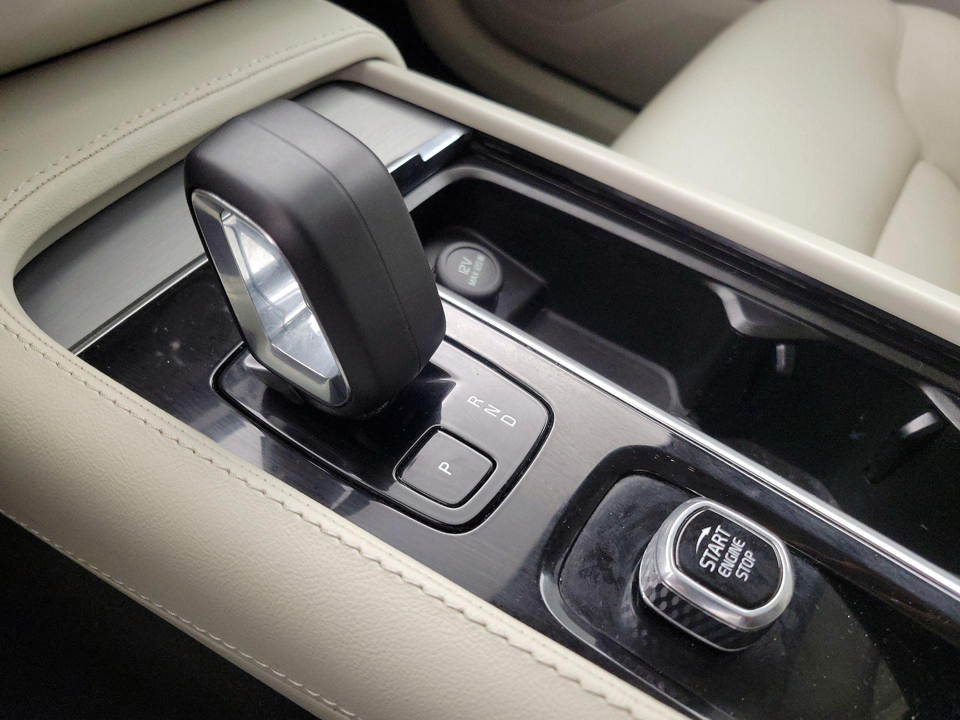 Thumbnail: 2023 Volvo XC90 - 18