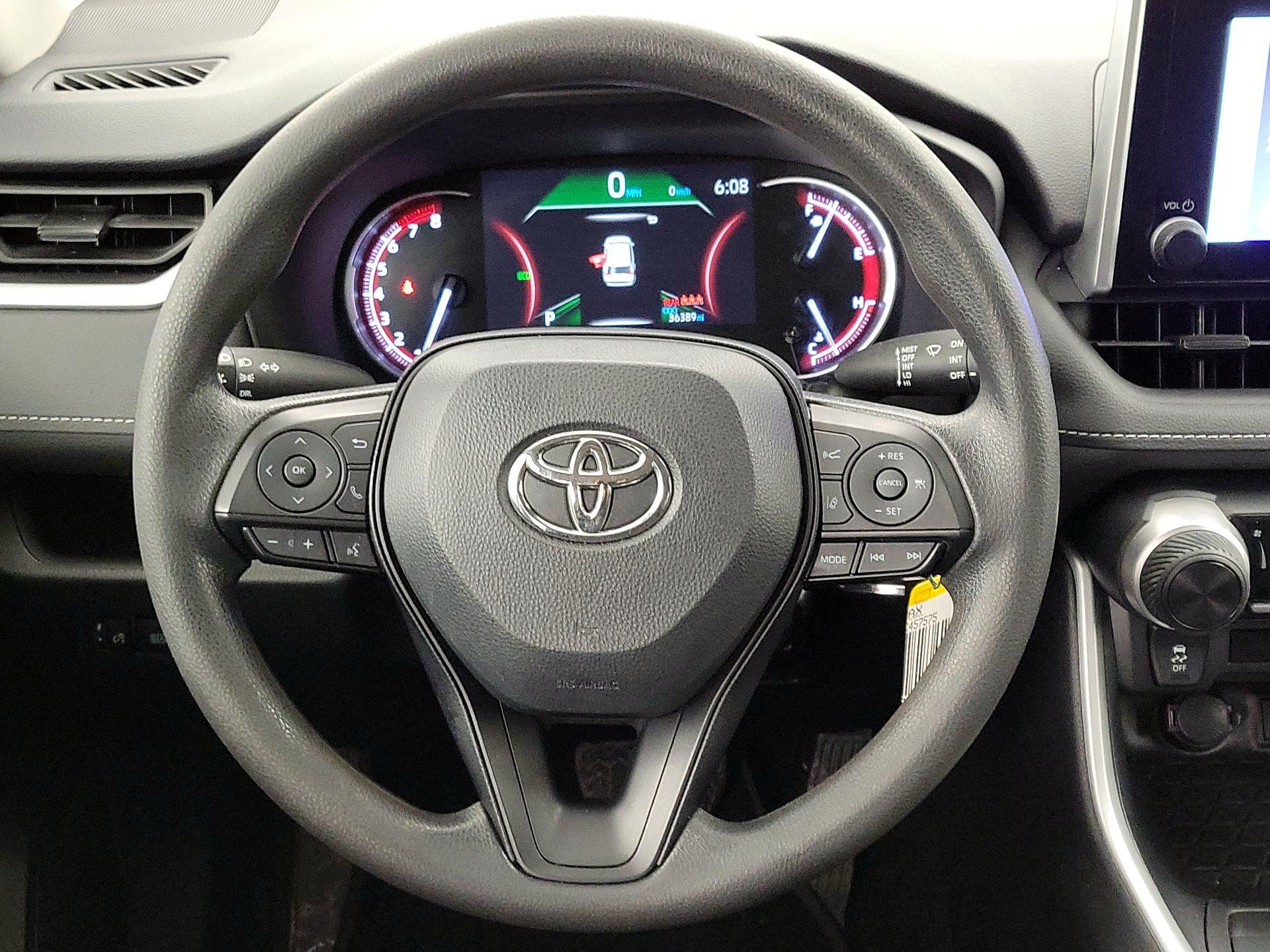 Thumbnail: 2024 Toyota RAV4 - 10