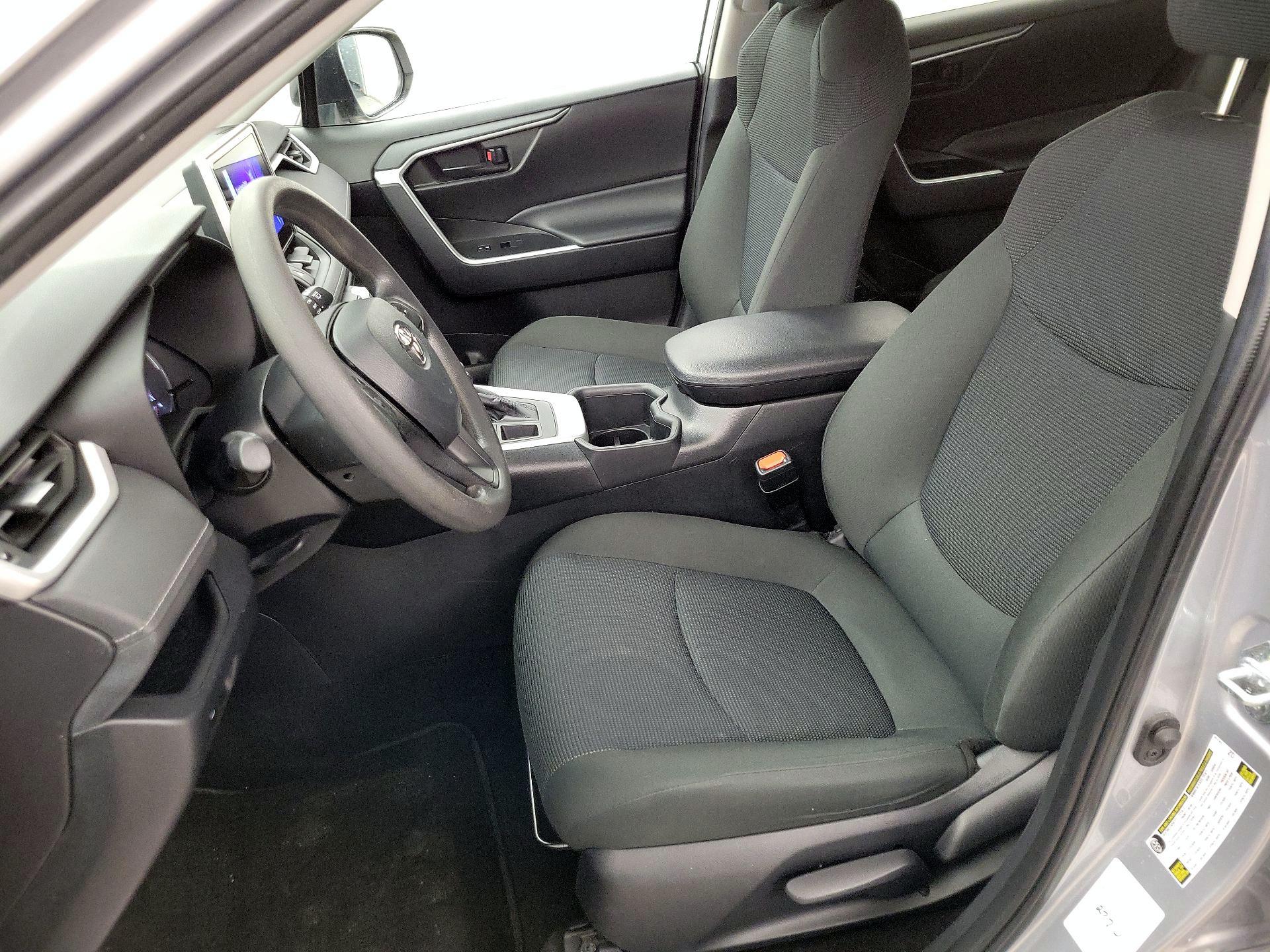 Thumbnail: 2024 Toyota RAV4 - 11