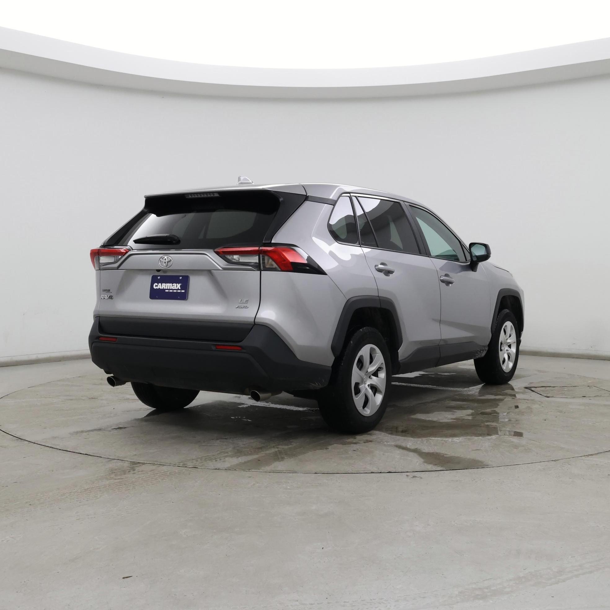 Thumbnail: 2024 Toyota RAV4 - 8