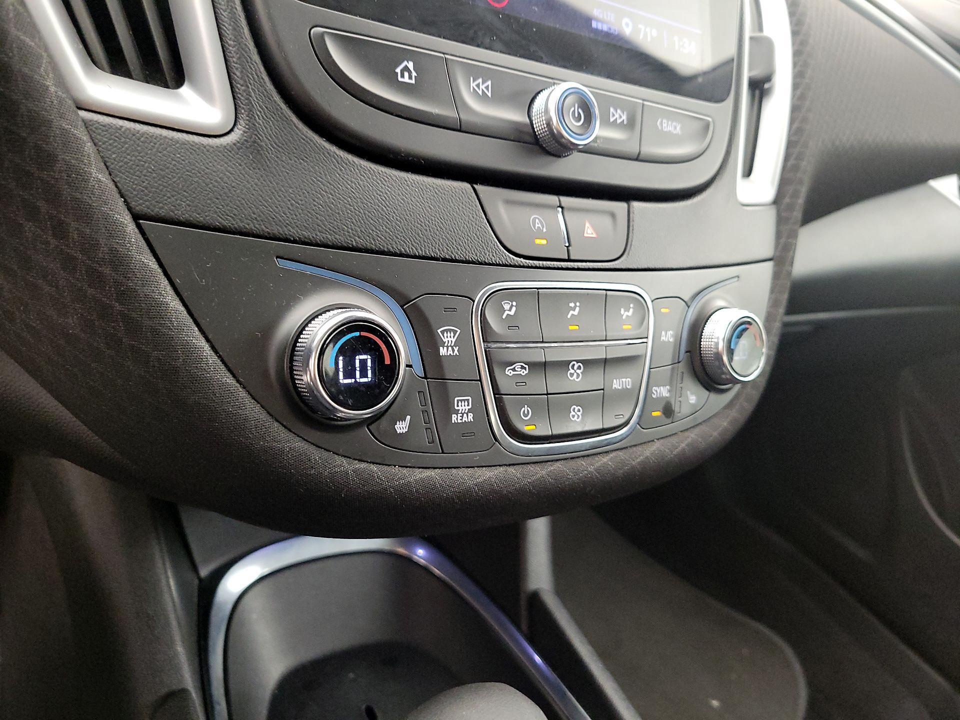 Thumbnail: 2023 Chevrolet Malibu - 14