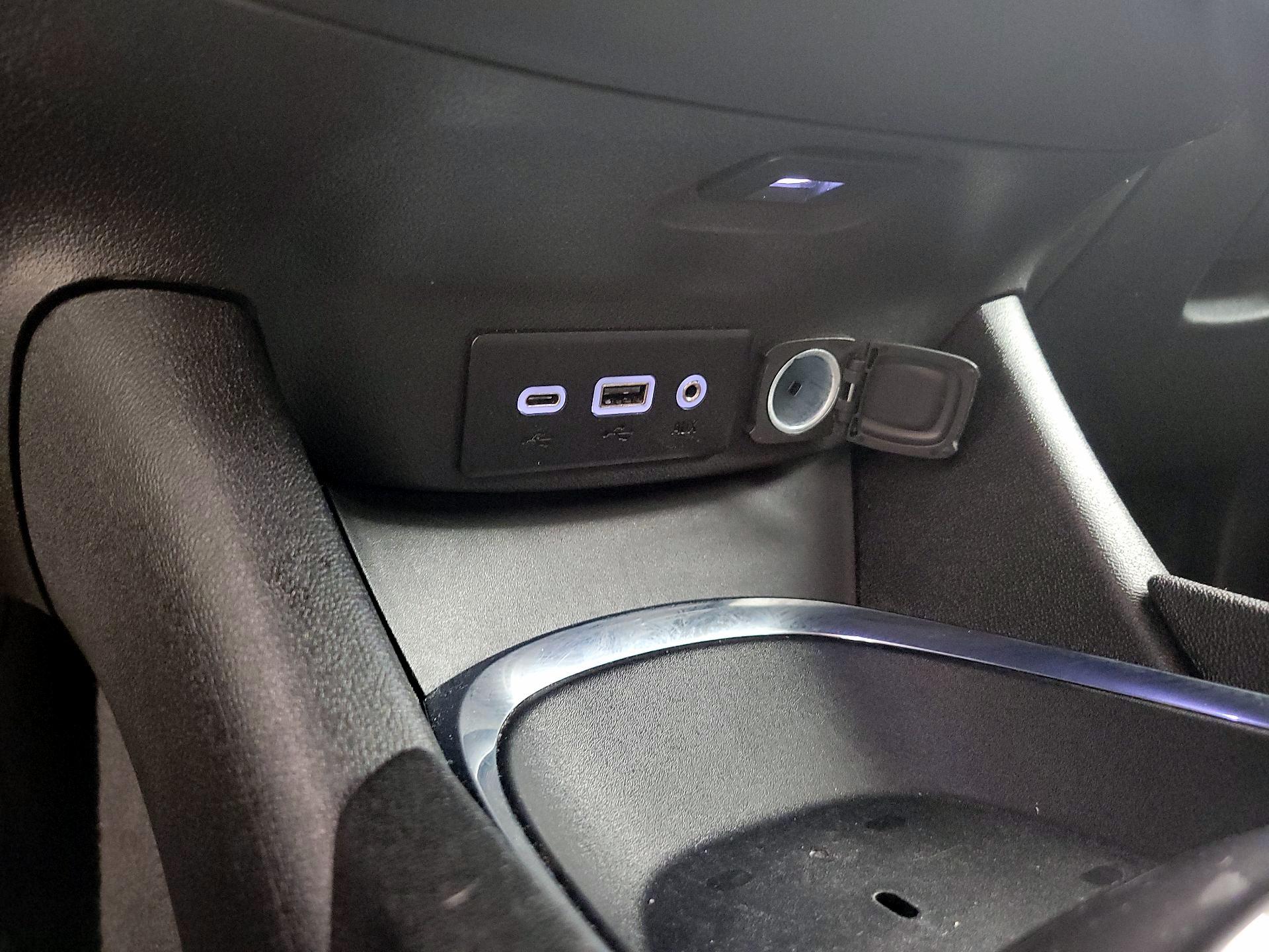 Thumbnail: 2023 Chevrolet Malibu - 16