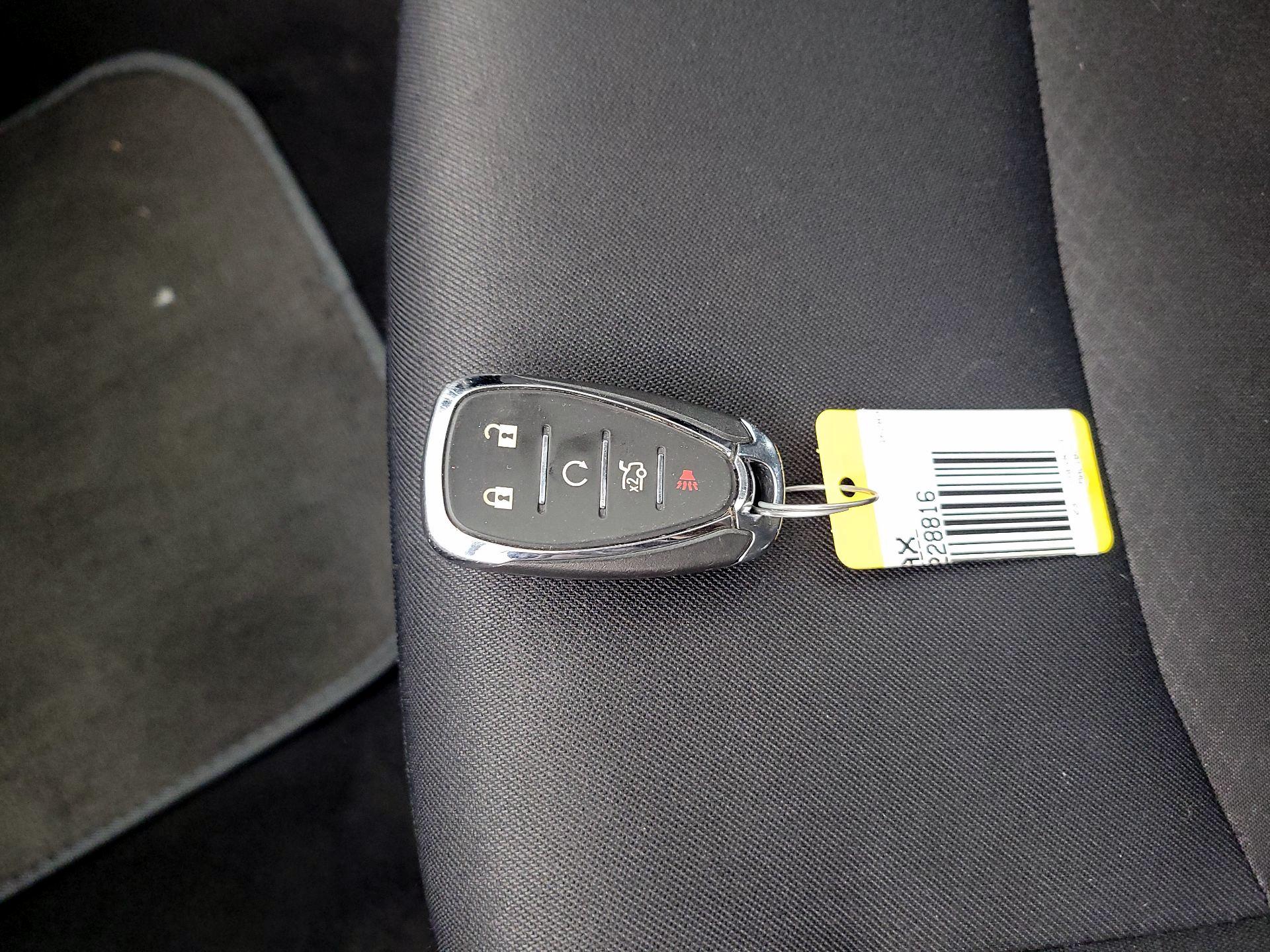 Thumbnail: 2023 Chevrolet Malibu - 20