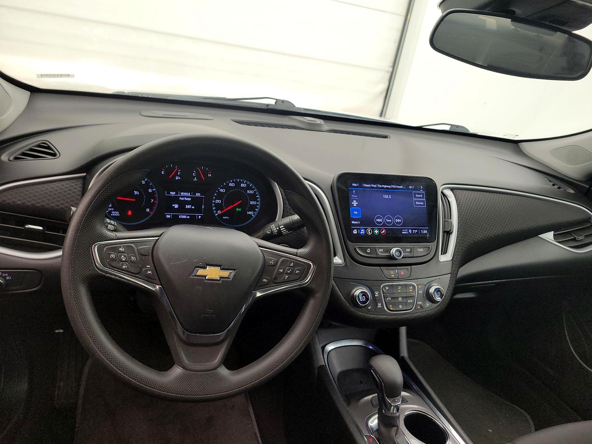 Thumbnail: 2023 Chevrolet Malibu - 8