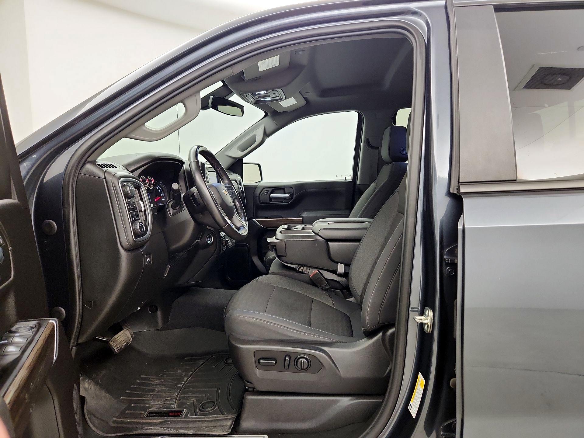 Thumbnail: 2020 Chevrolet Silverado 1500 - 11