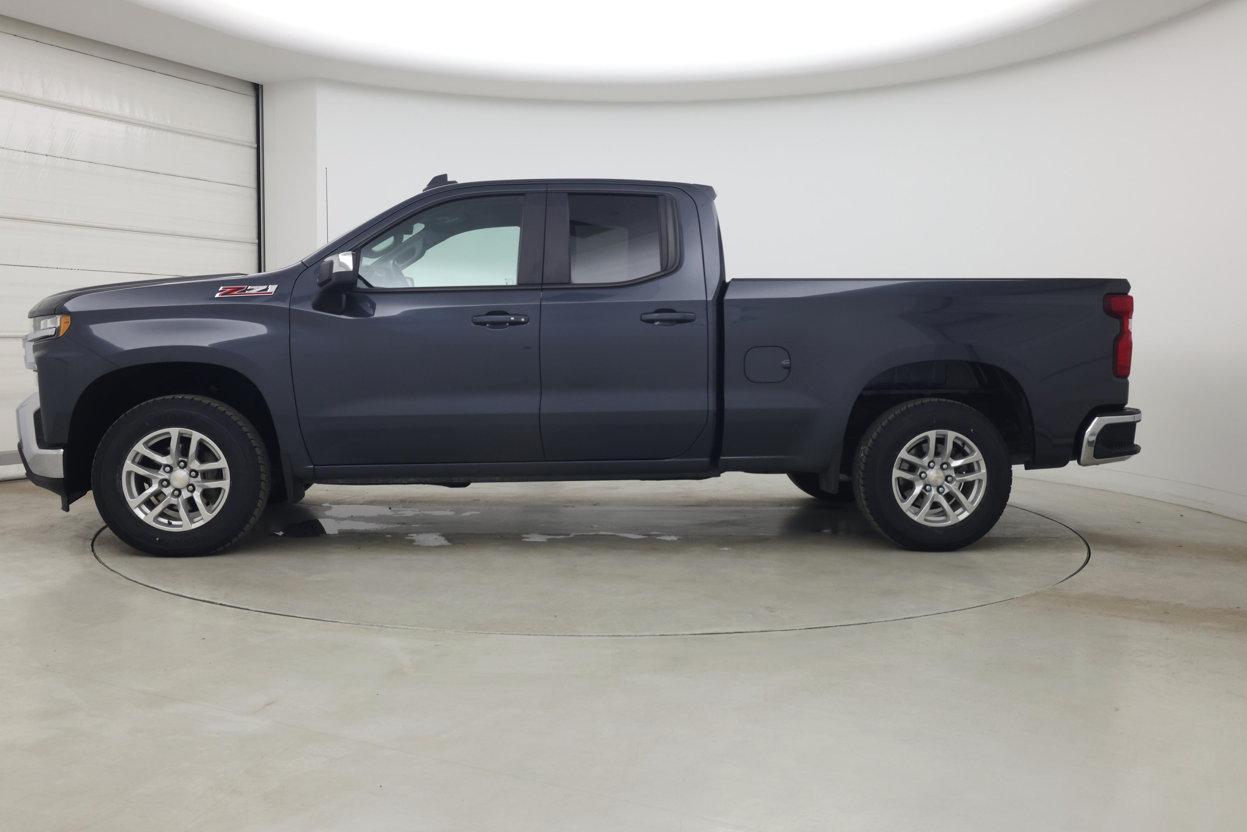 Thumbnail: 2020 Chevrolet Silverado 1500 - 3