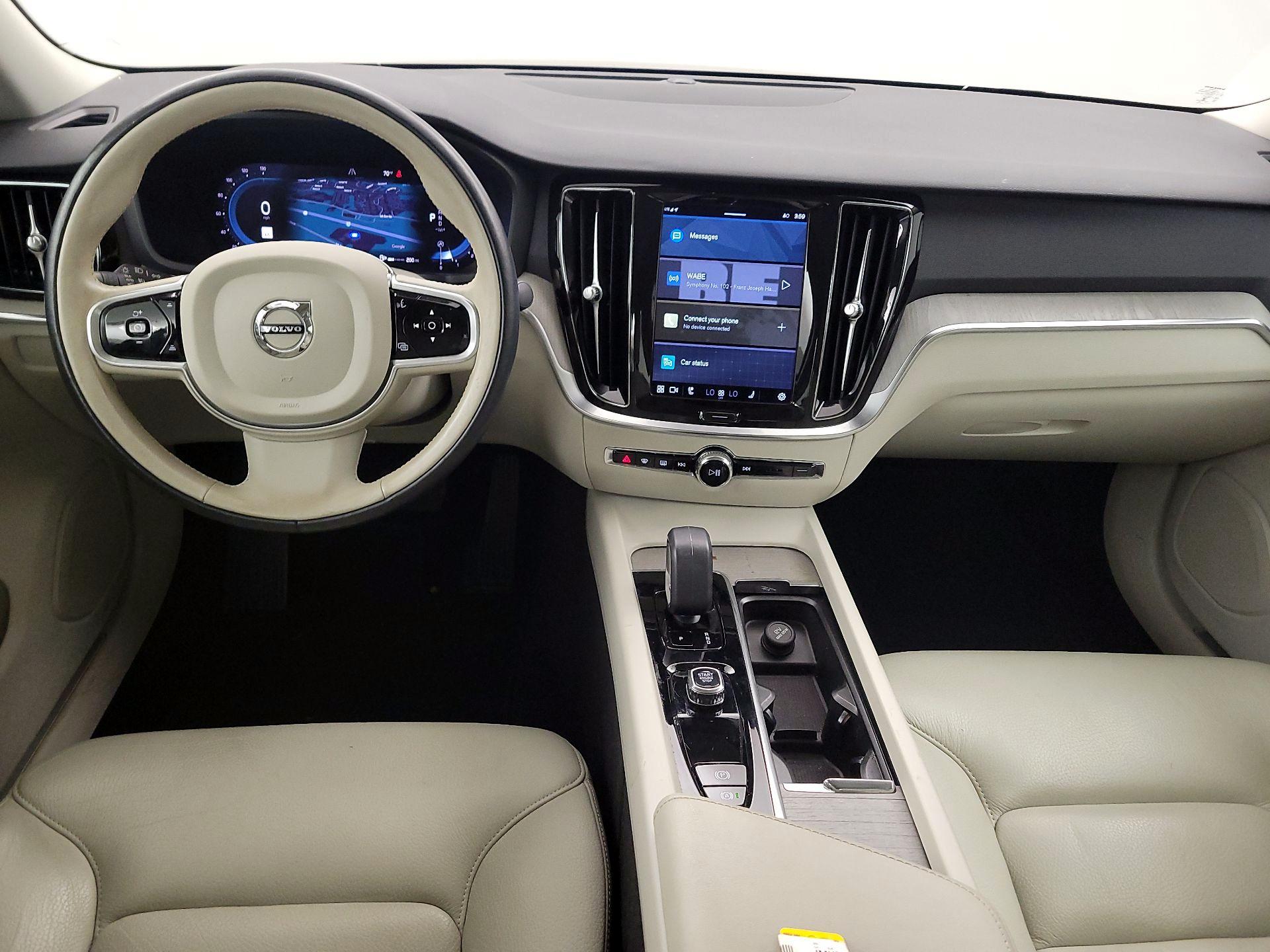 Thumbnail: 2023 Volvo S60 - 9