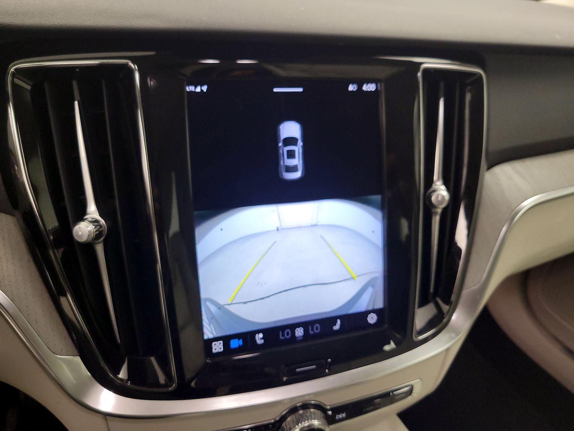 Thumbnail: 2023 Volvo S60 - 15