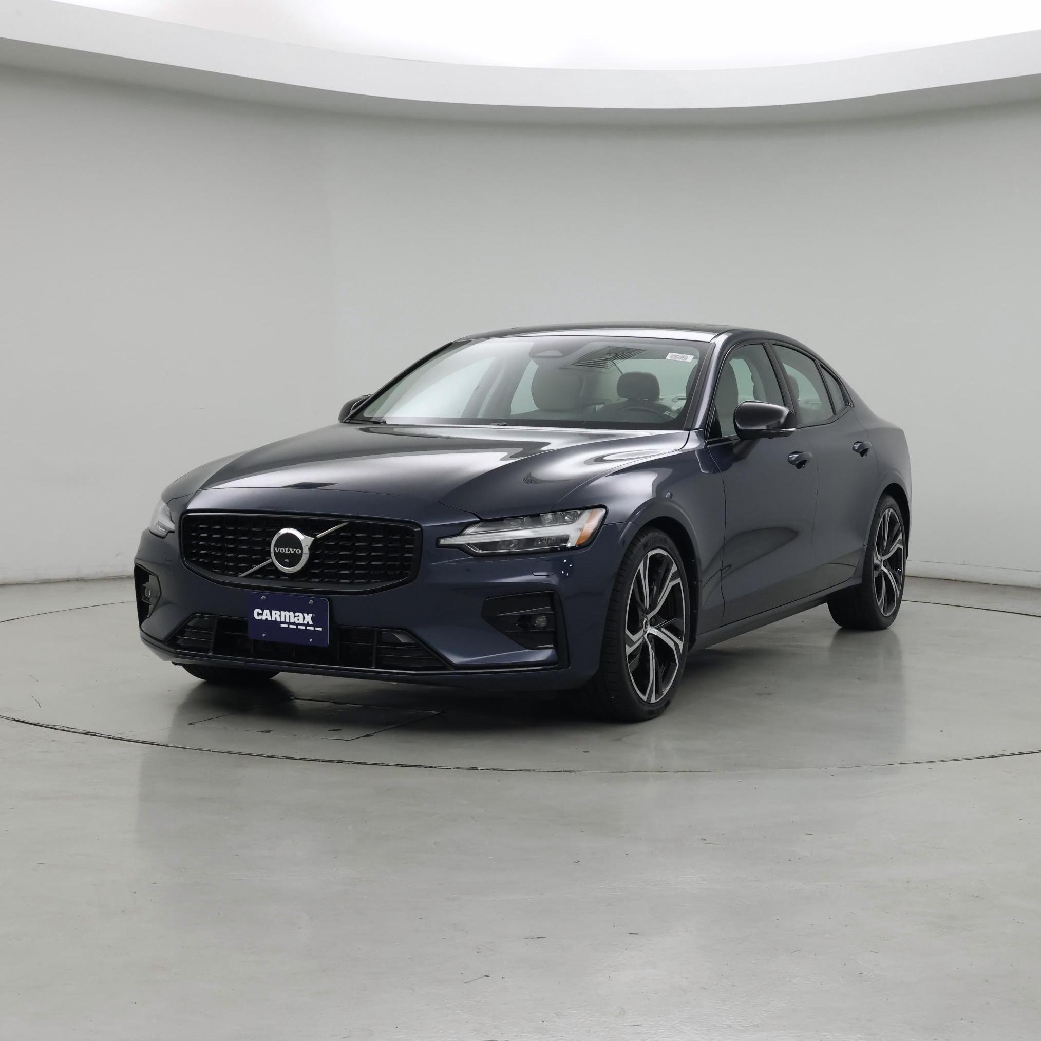 Thumbnail: 2023 Volvo S60 - 4