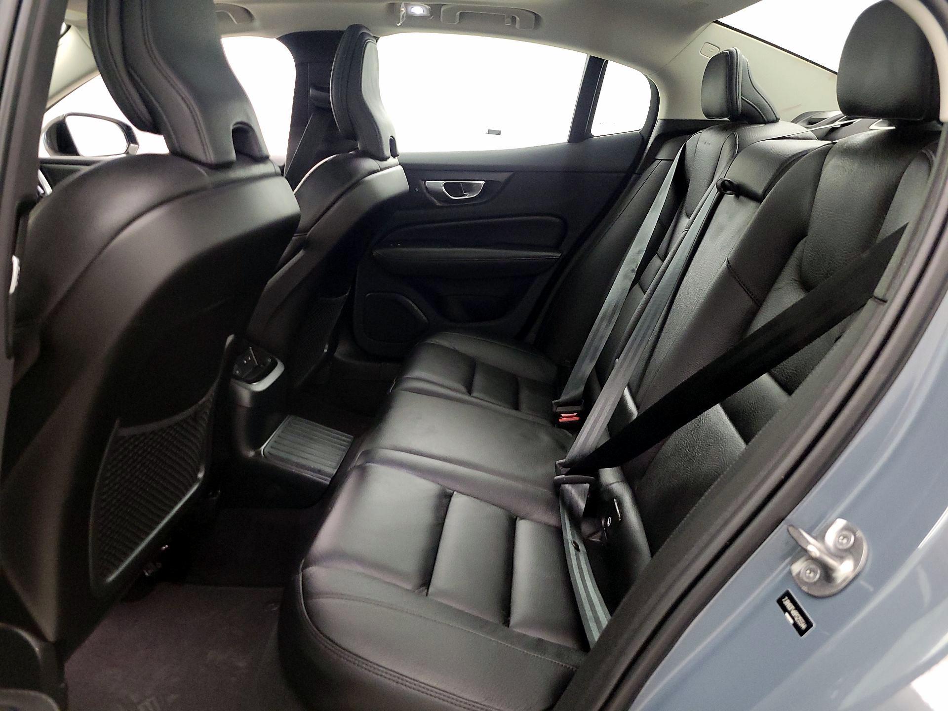 Thumbnail: 2023 Volvo S60 - 20