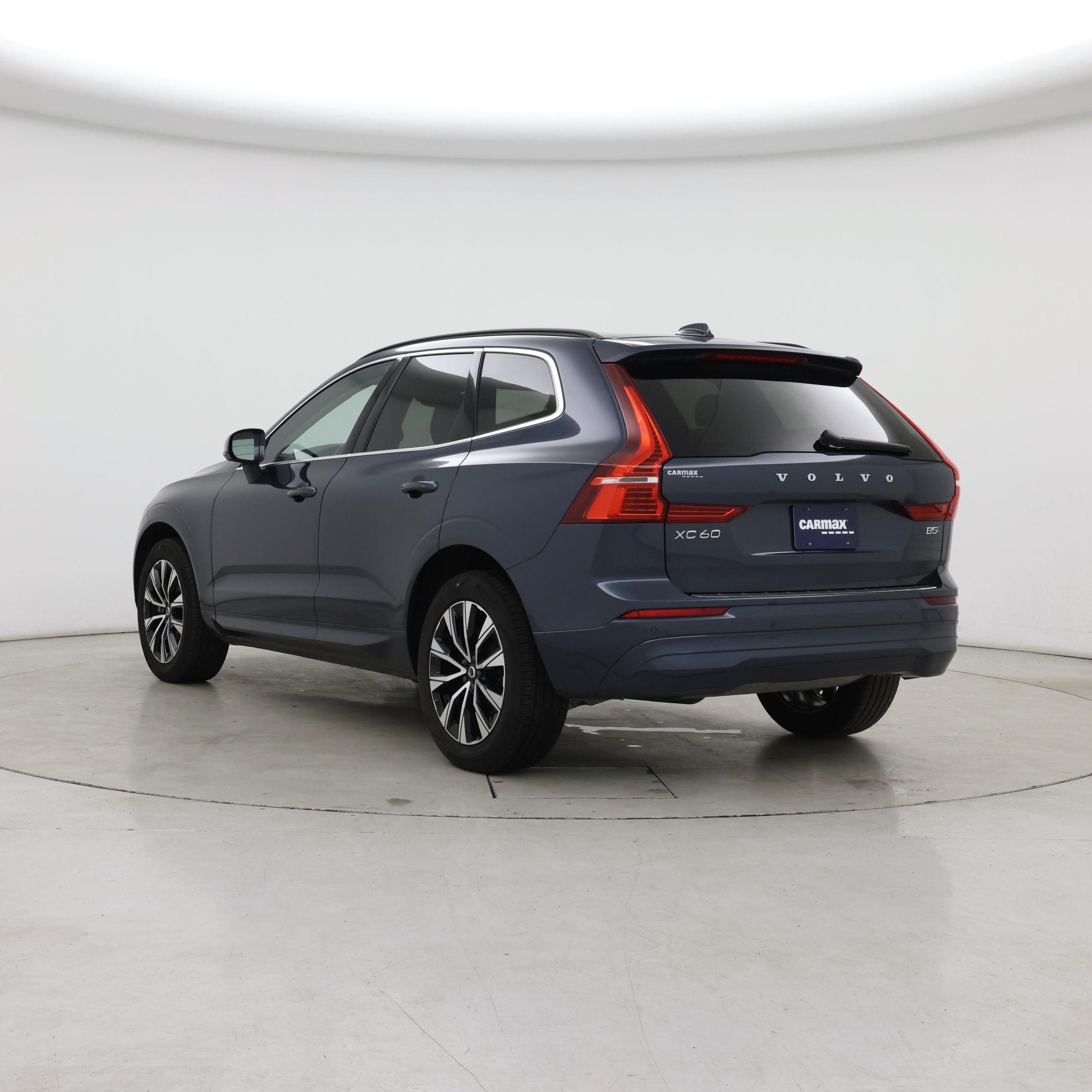 Thumbnail: 2023 Volvo XC60 - 2