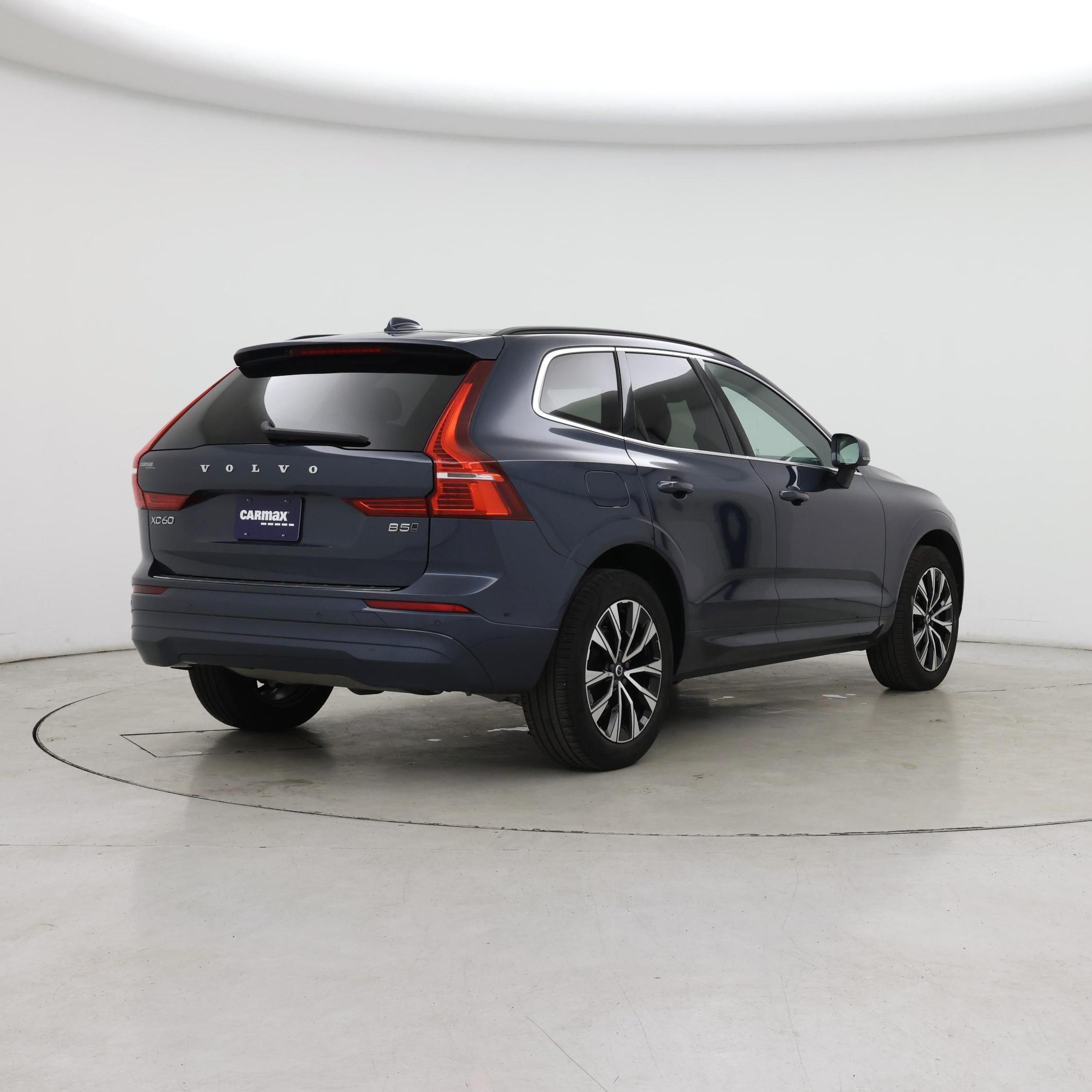 Thumbnail: 2023 Volvo XC60 - 8