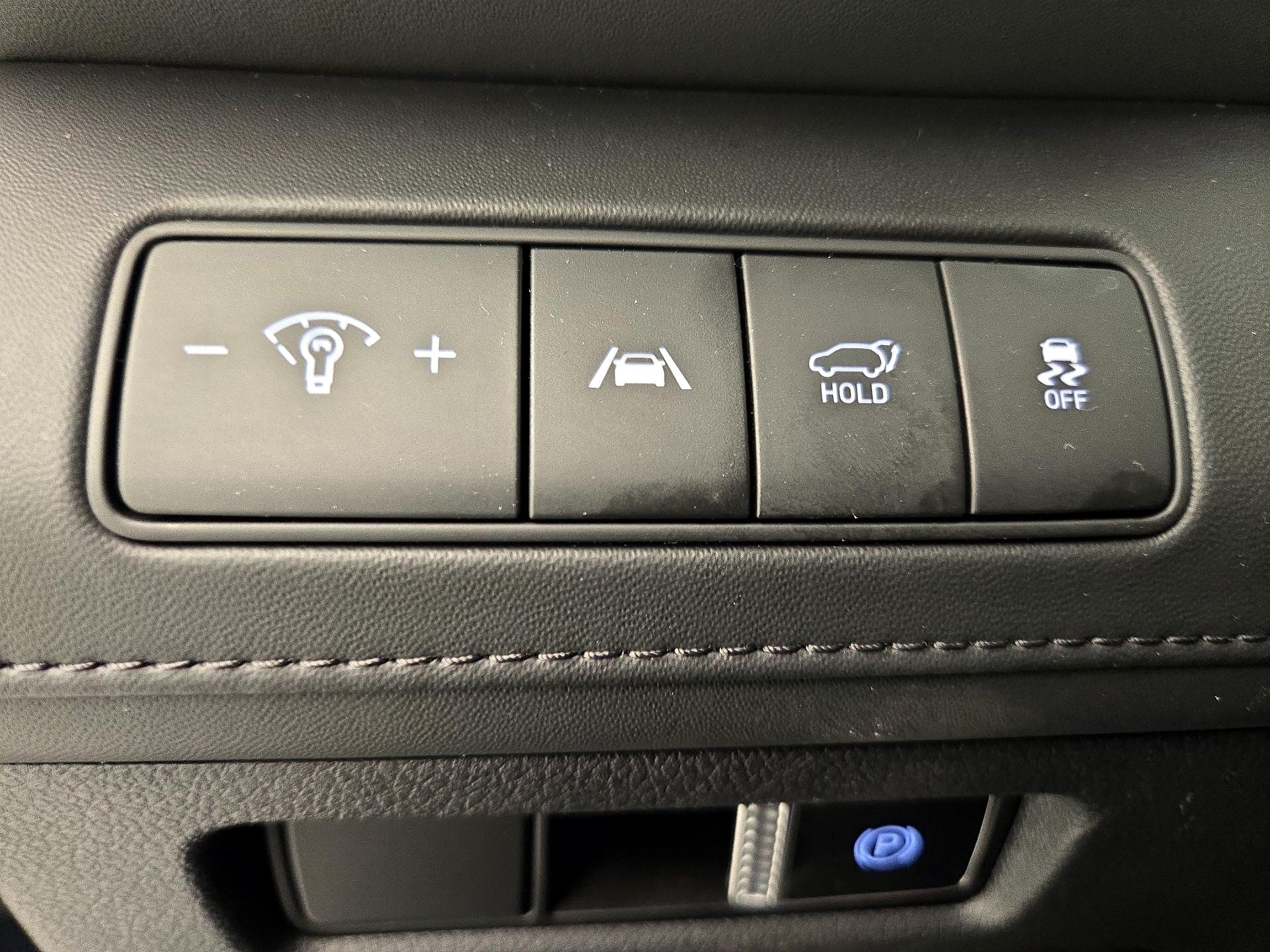 Thumbnail: 2023 Hyundai Santa Fe - 13