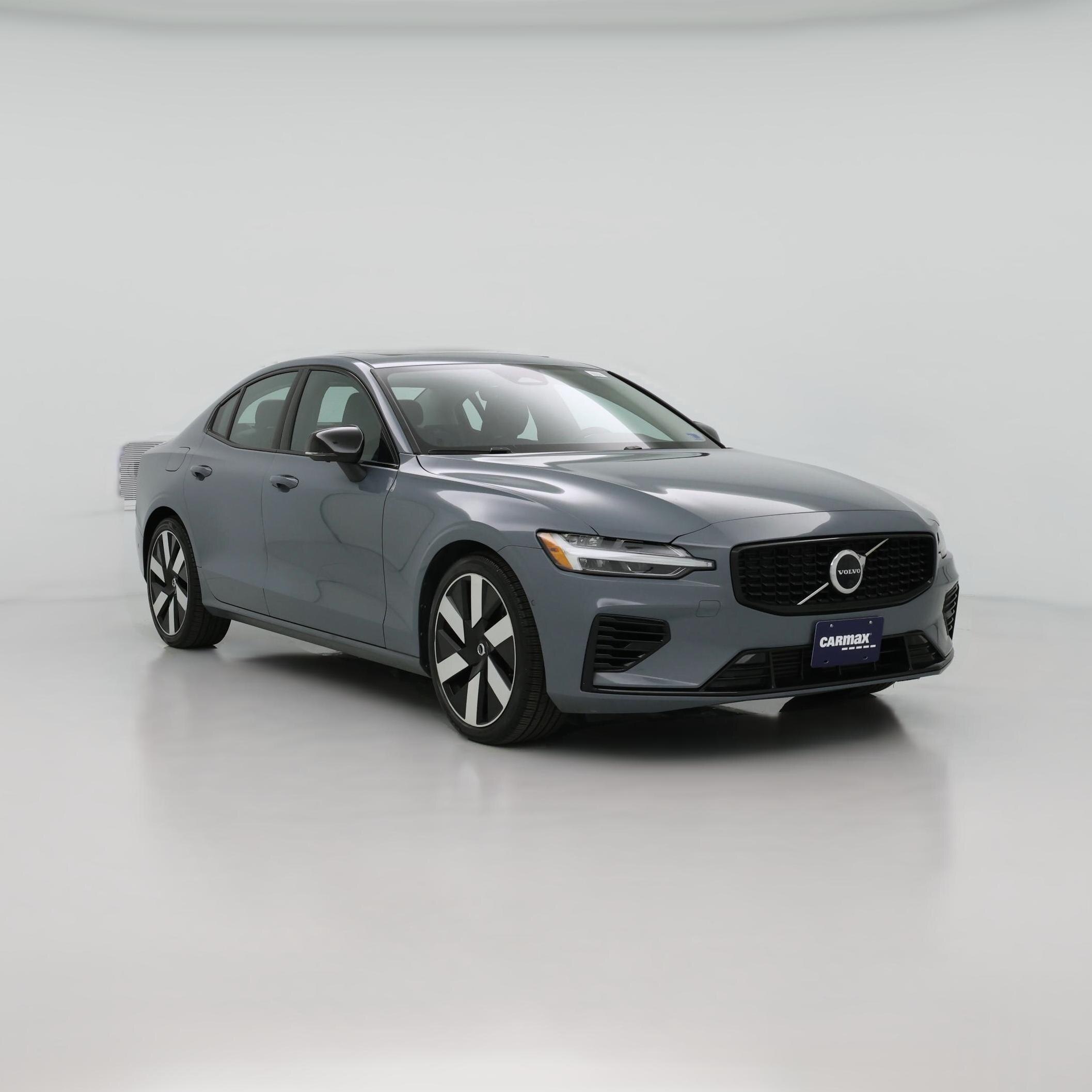 Thumbnail: 2023 Volvo S60 - 1