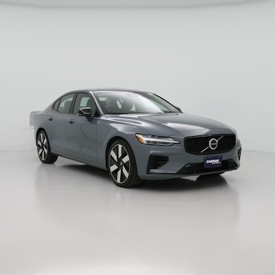 2023 Volvo S60 Recharge PHEV T8 Plus Dark Theme