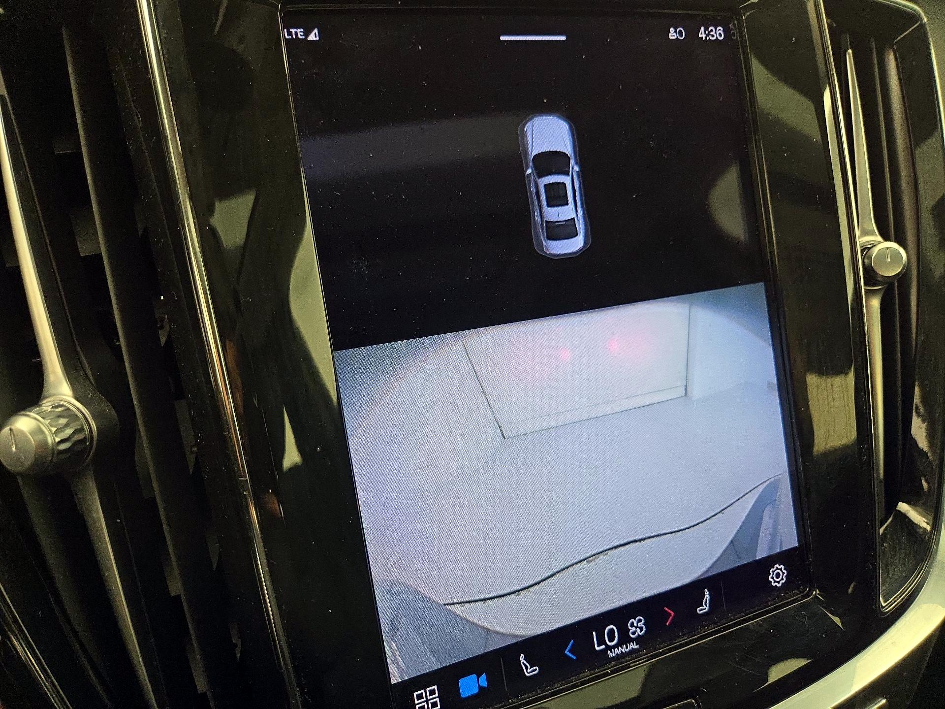 Thumbnail: 2023 Volvo S60 - 15