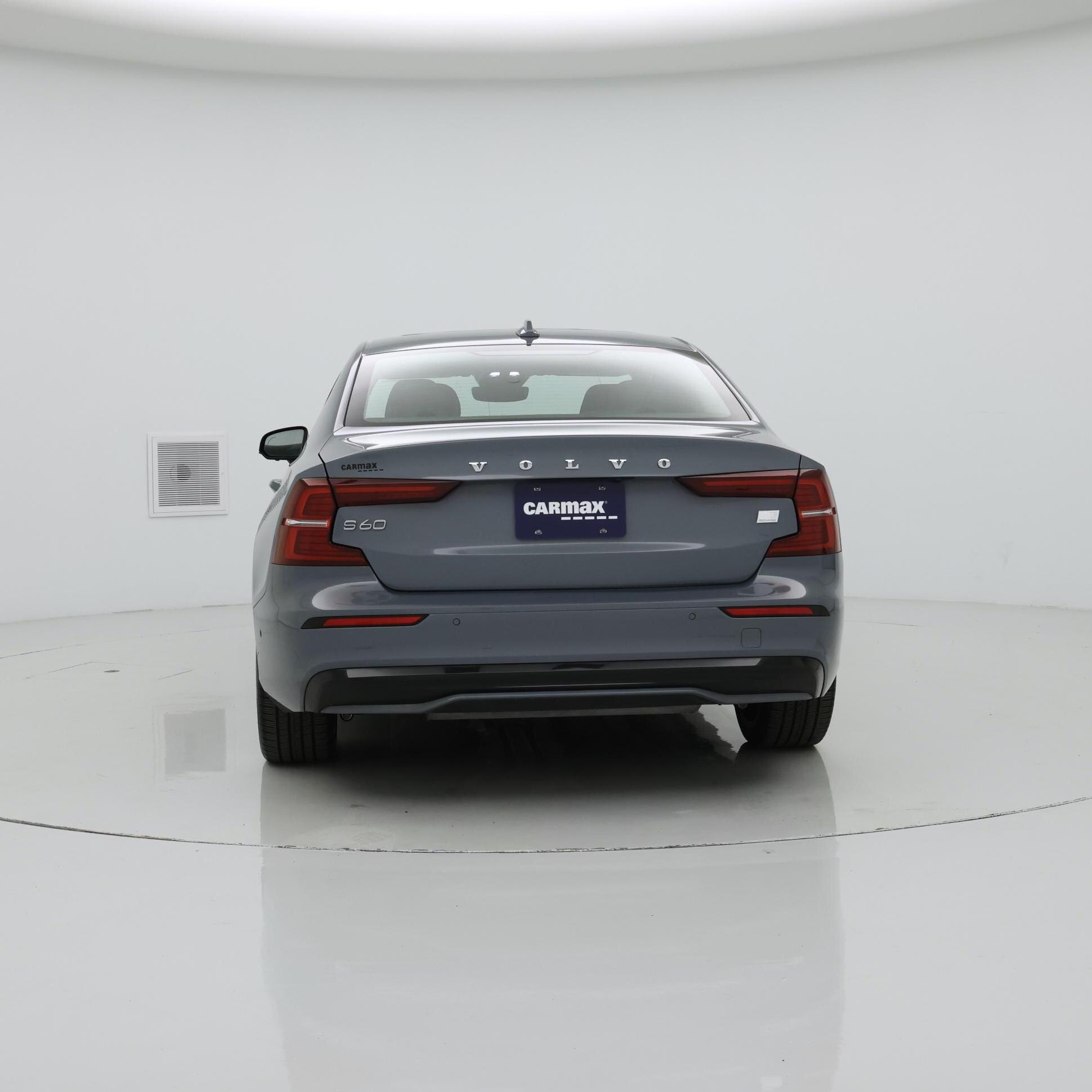 Thumbnail: 2023 Volvo S60 - 6