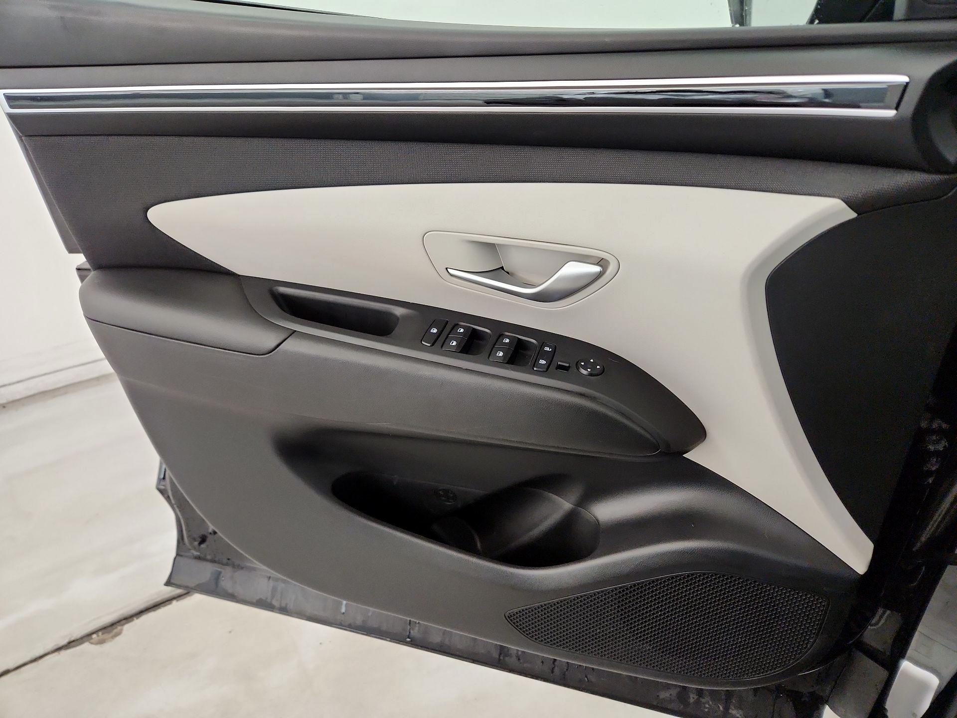 Thumbnail: 2023 Hyundai Tucson - 12