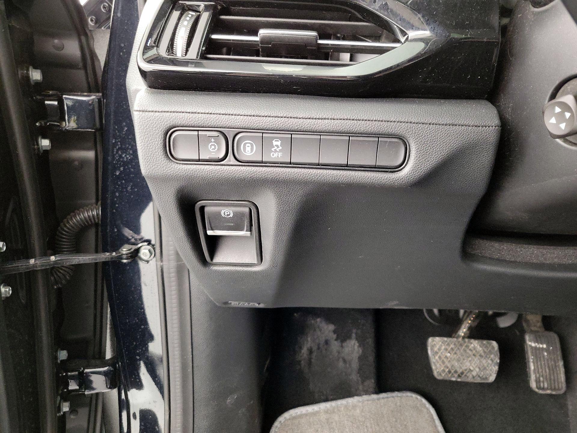 Thumbnail: 2023 Acura MDX - 13