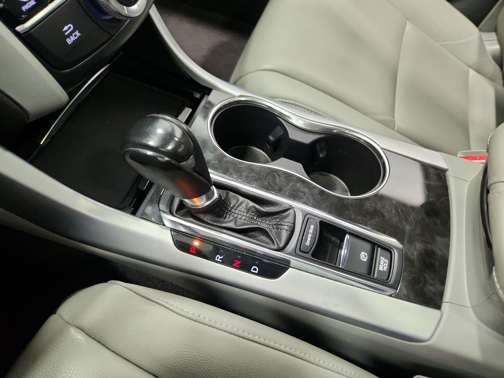 Thumbnail: 2020 Acura TLX - 17