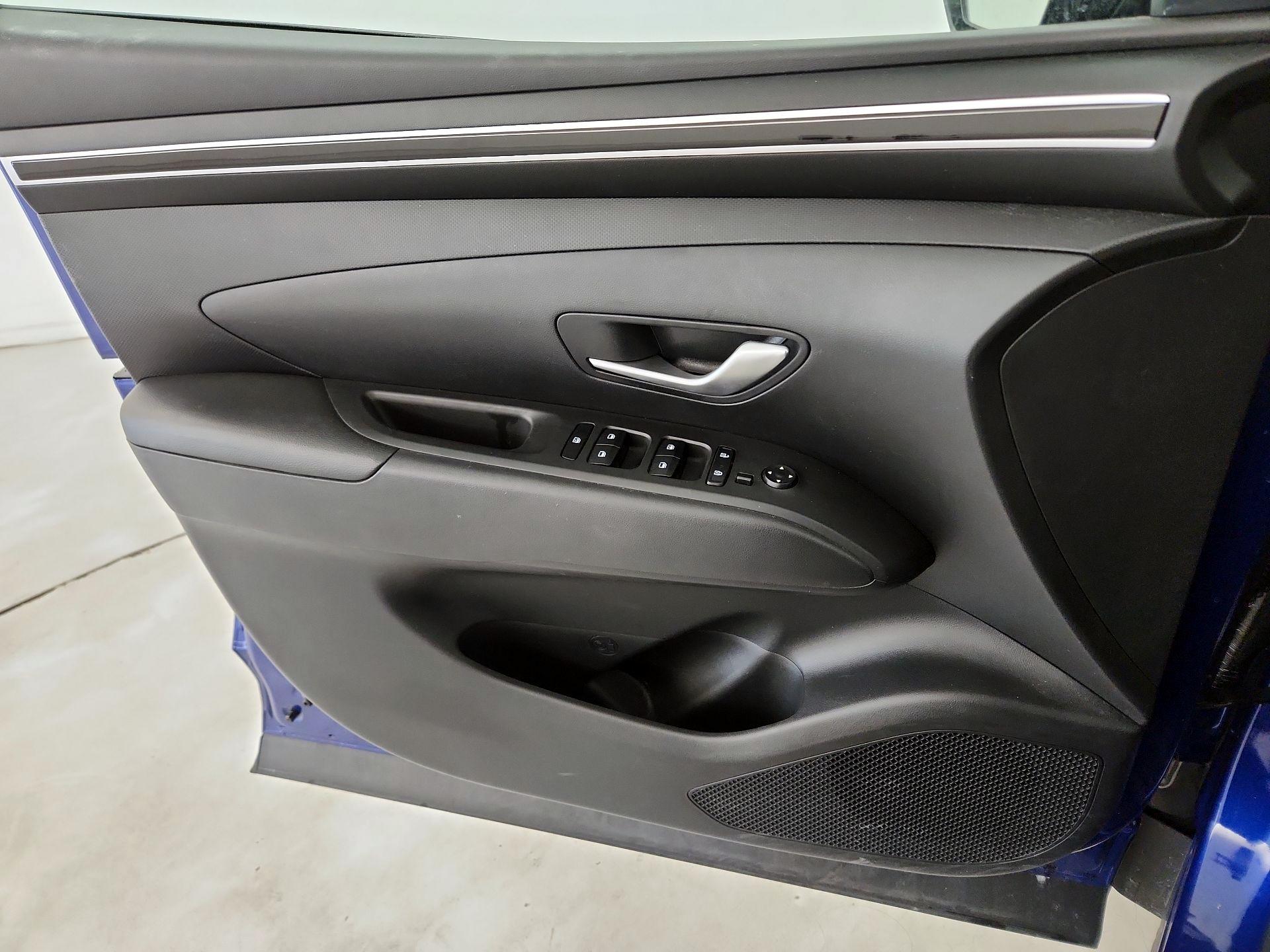 Thumbnail: 2023 Hyundai Tucson - 12