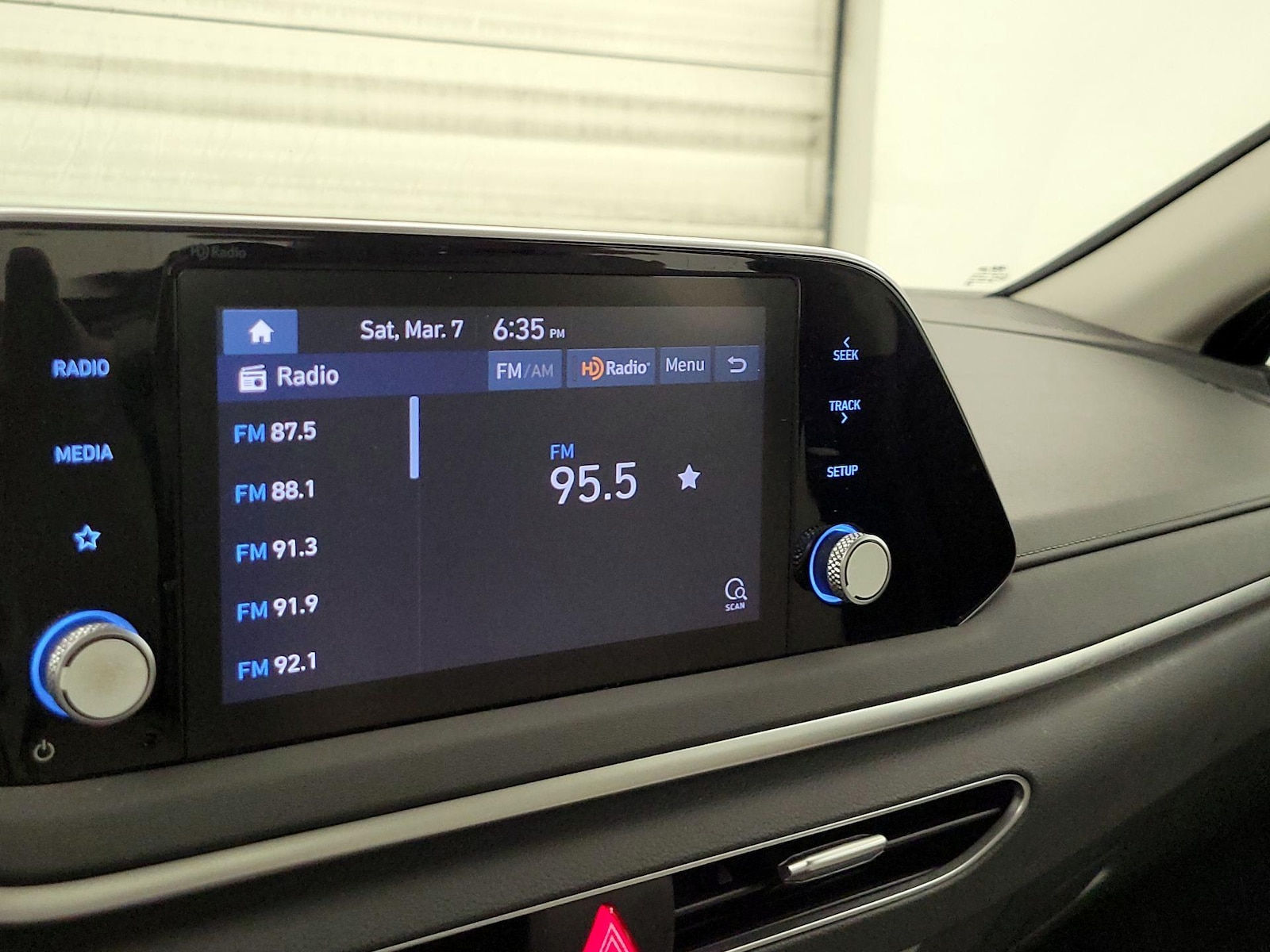 2023 Hyundai Sonata SE - Photo 16
