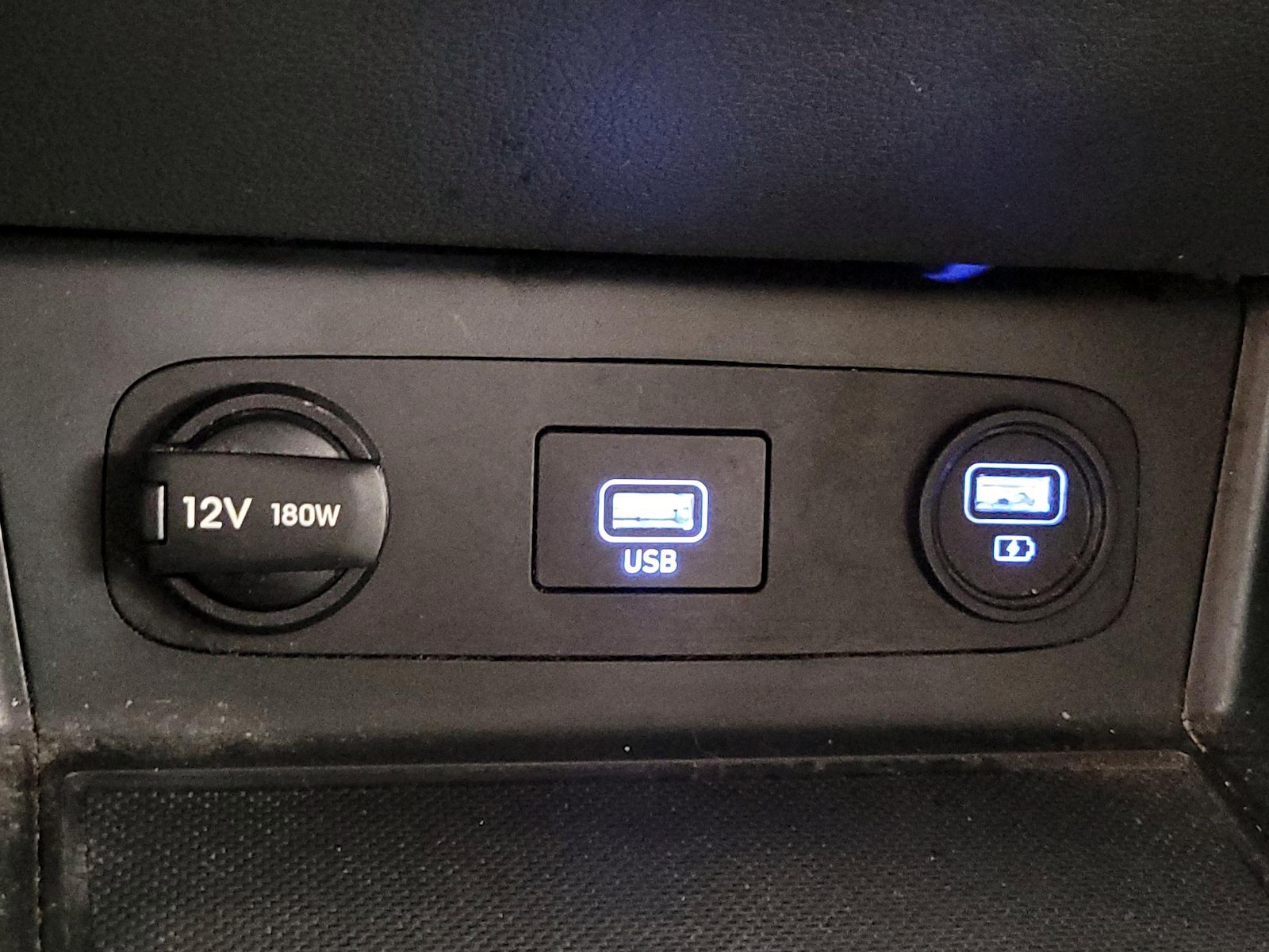 2023 Hyundai Sonata SE - Photo 19