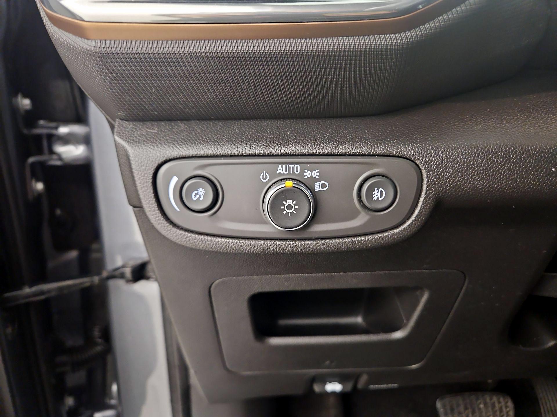 Thumbnail: 2022 Chevrolet TrailBlazer - 13