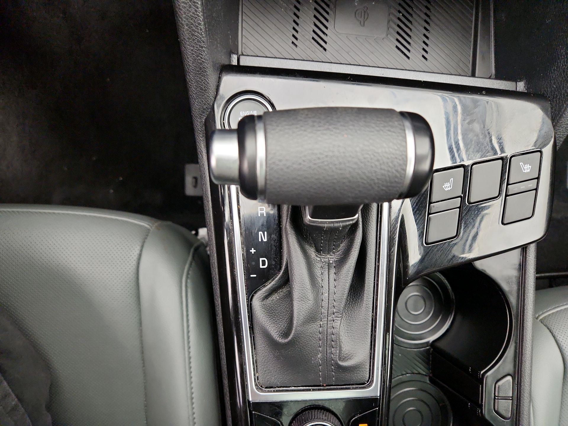 Thumbnail: 2023 Kia Sportage - 18