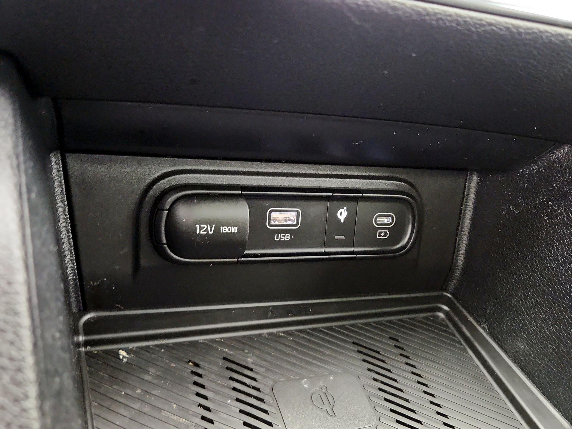 Thumbnail: 2023 Kia Sportage - 19