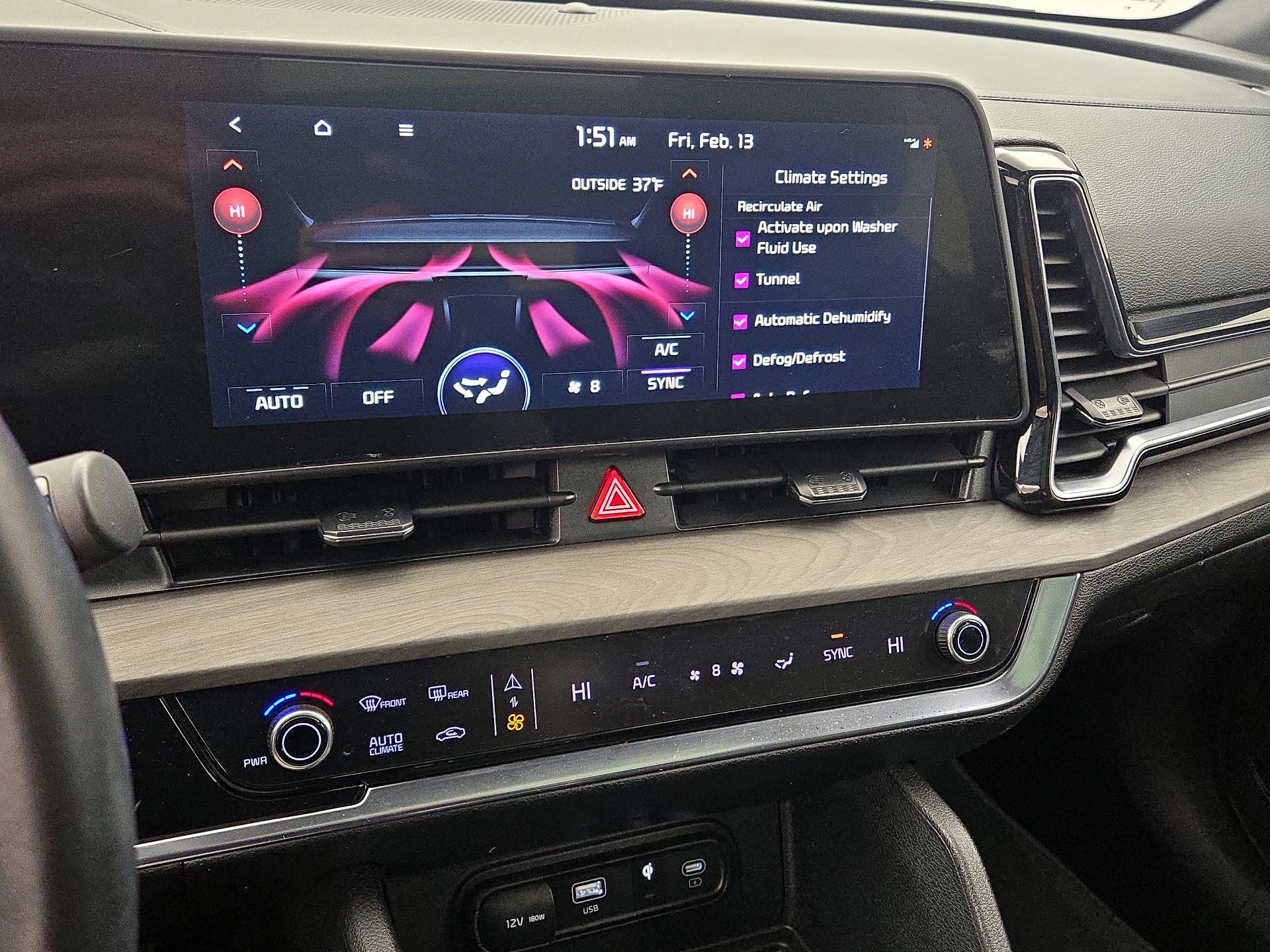 Thumbnail: 2023 Kia Sportage - 17