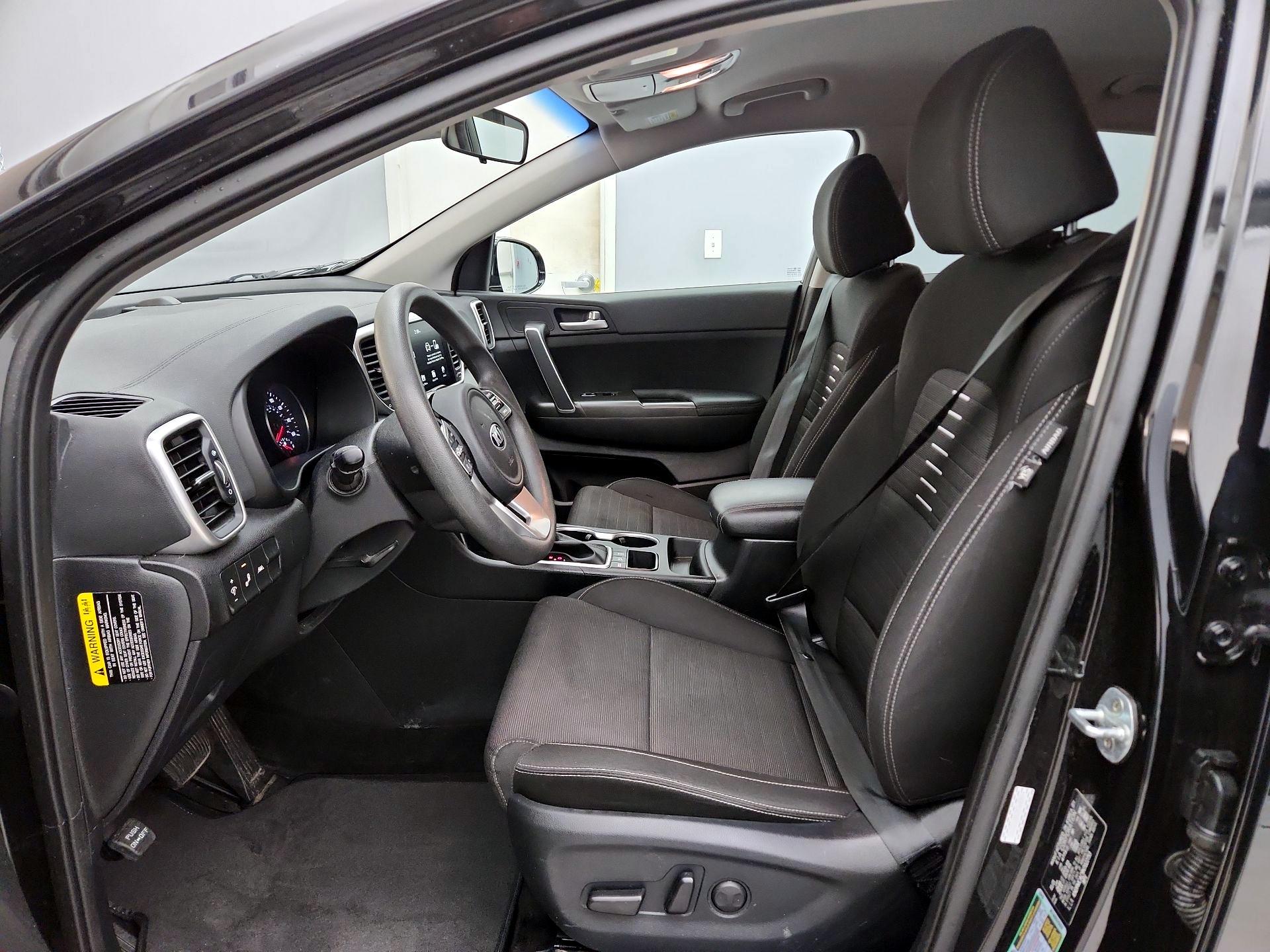 Thumbnail: 2022 Kia Sportage - 11