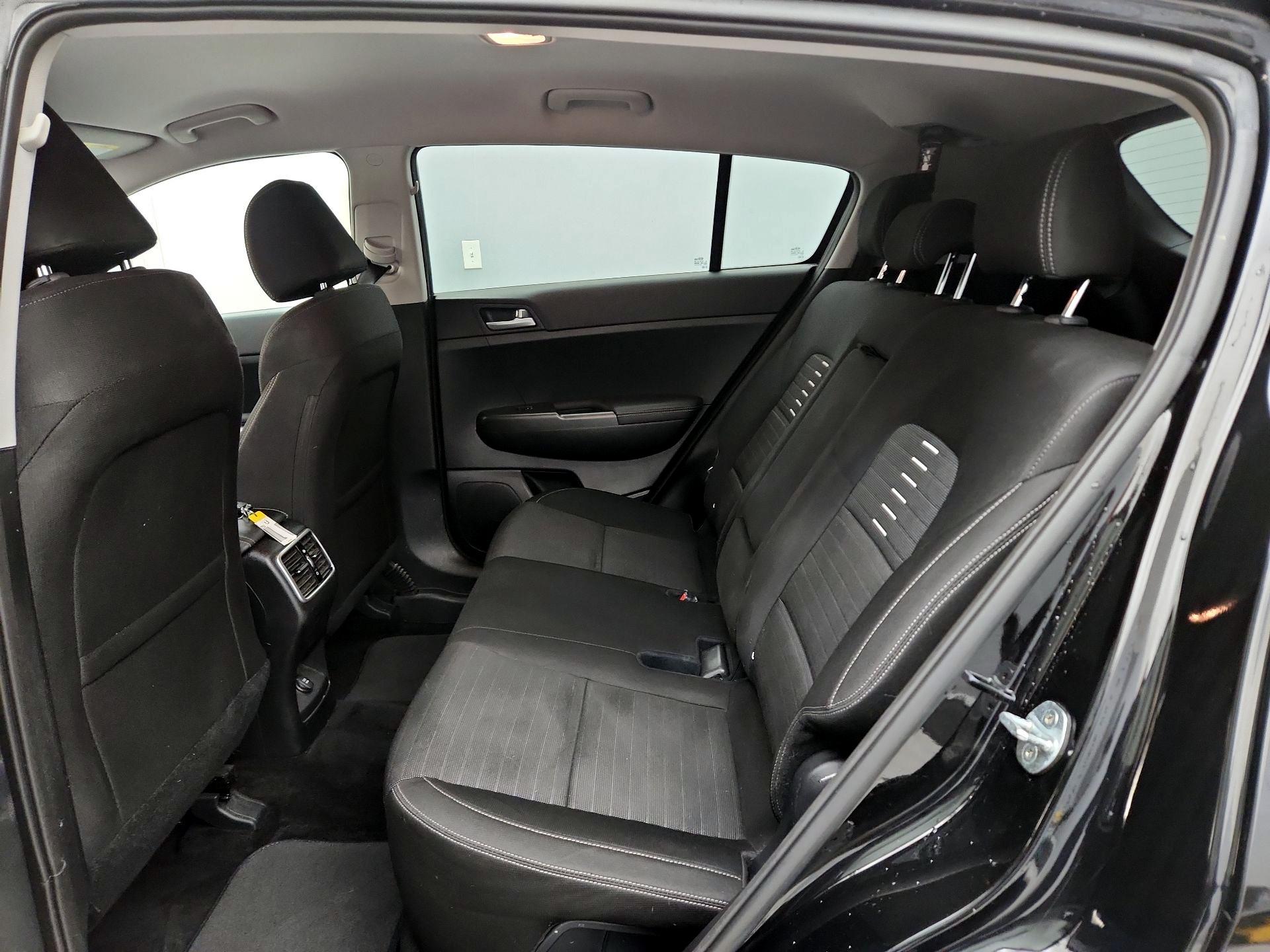 Thumbnail: 2022 Kia Sportage - 19