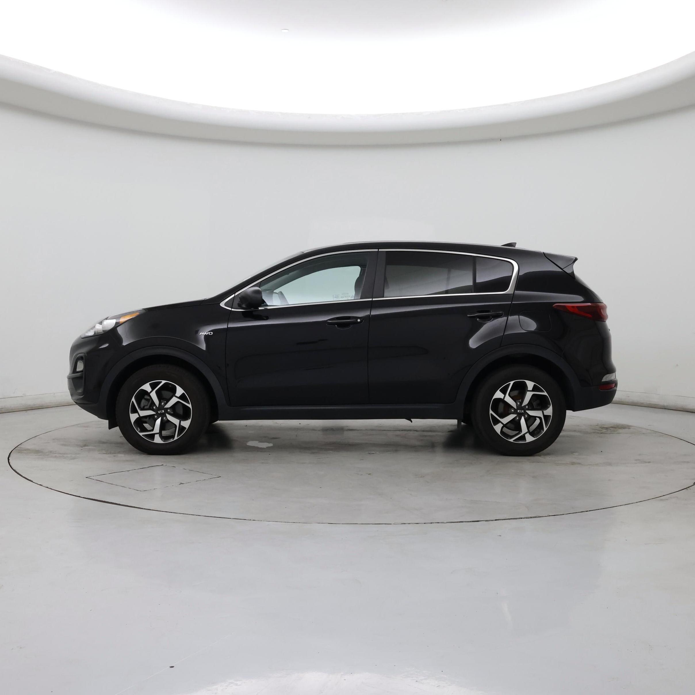 Thumbnail: 2022 Kia Sportage - 3