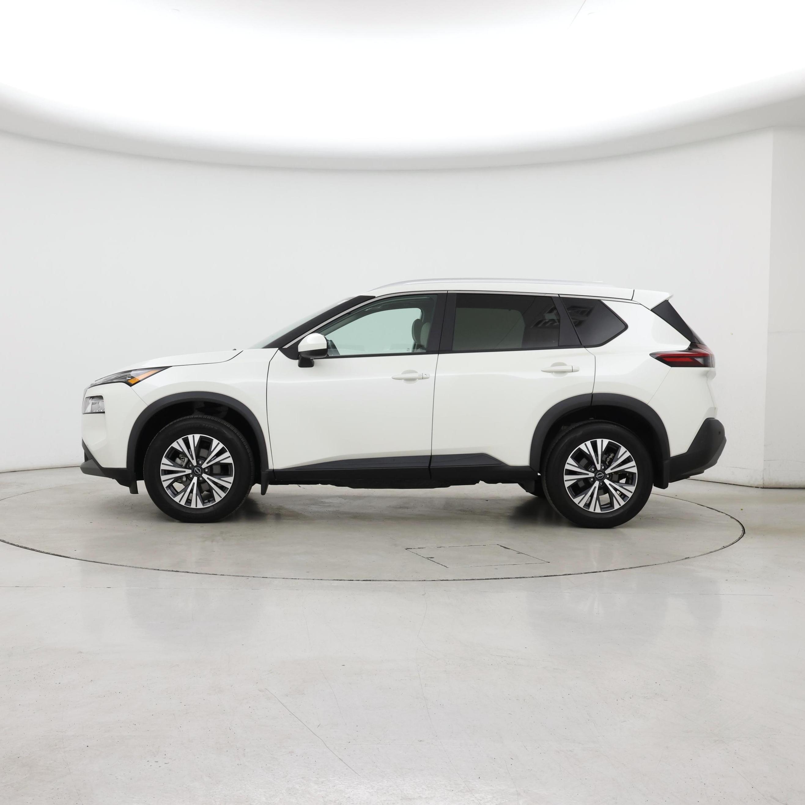 Thumbnail: 2023 Nissan Rogue - 3