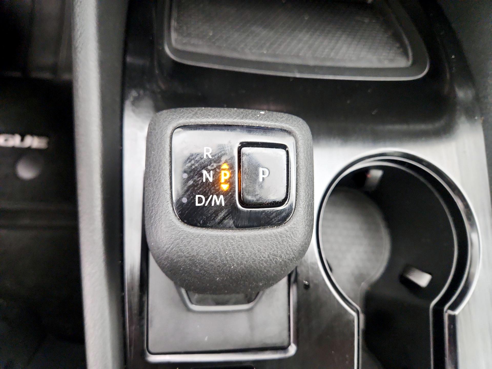 Thumbnail: 2022 Nissan Rogue - 17