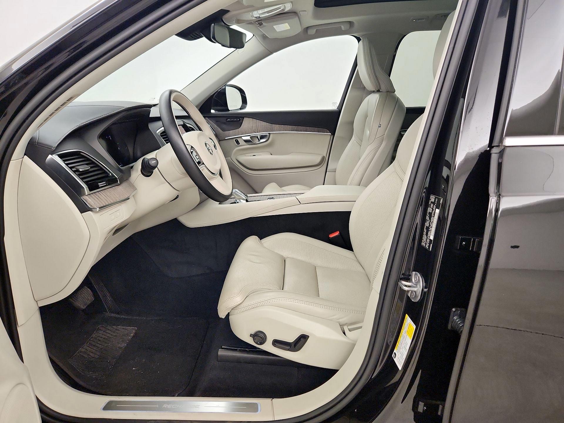 Thumbnail: 2023 Volvo XC90 - 11