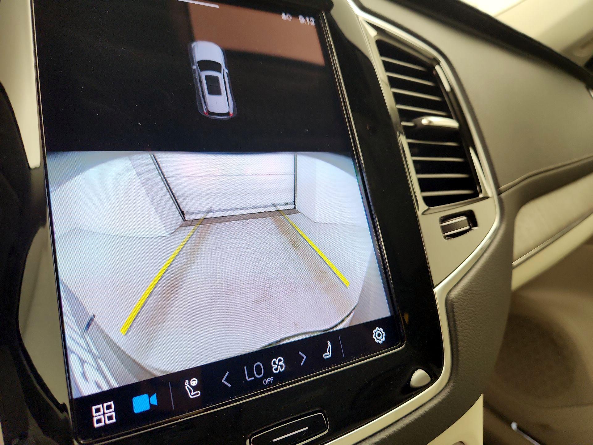 Thumbnail: 2023 Volvo XC90 - 15