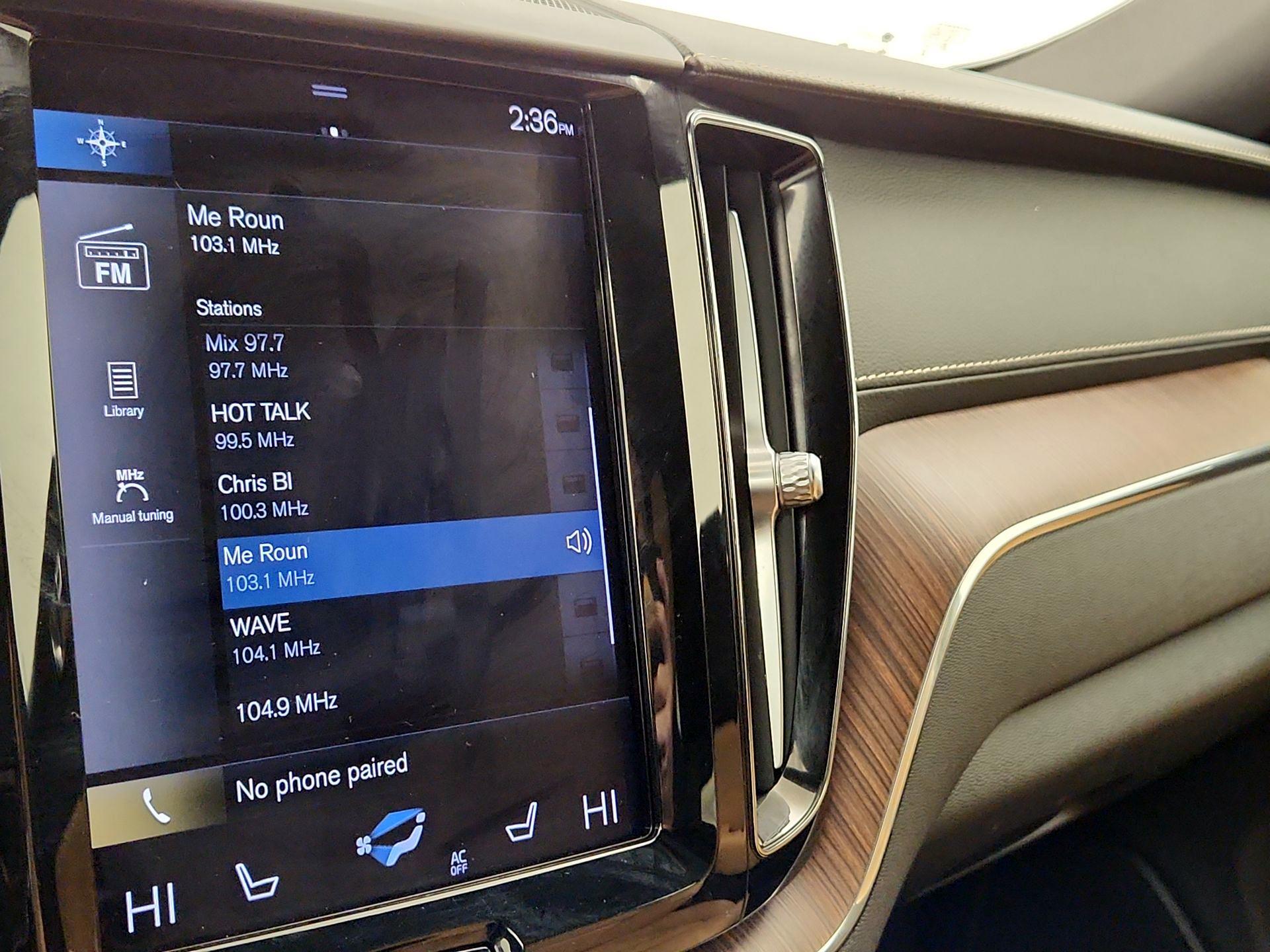 Thumbnail: 2021 Volvo XC60 - 14