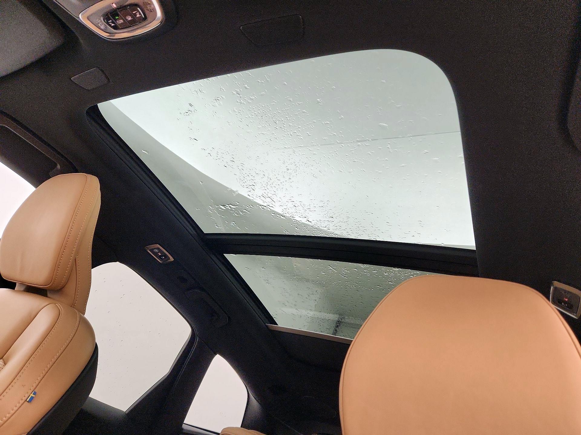 Thumbnail: 2021 Volvo XC60 - 18