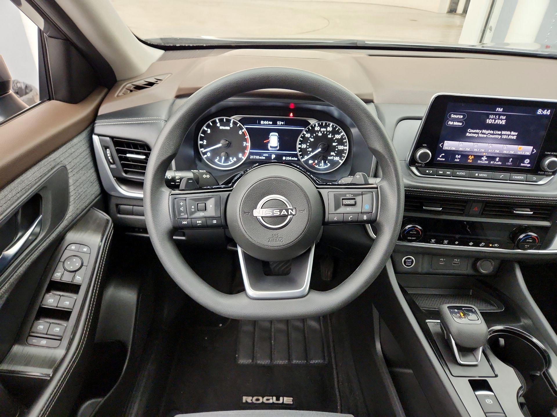 Thumbnail: 2023 Nissan Rogue - 10