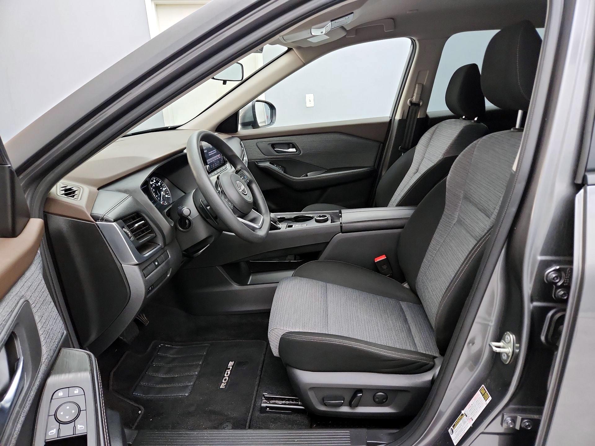 Thumbnail: 2023 Nissan Rogue - 11