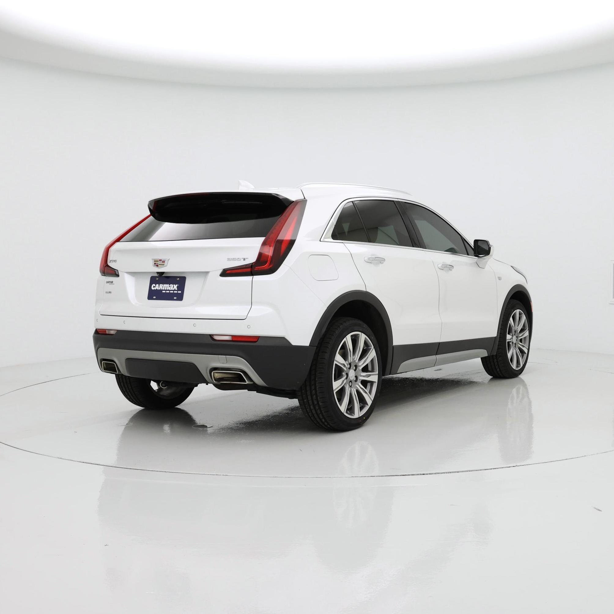 Thumbnail: 2023 Cadillac XT4 - 8