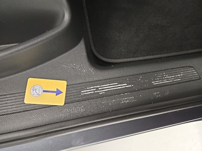 Floor Rear row Cosmetic Imperfection