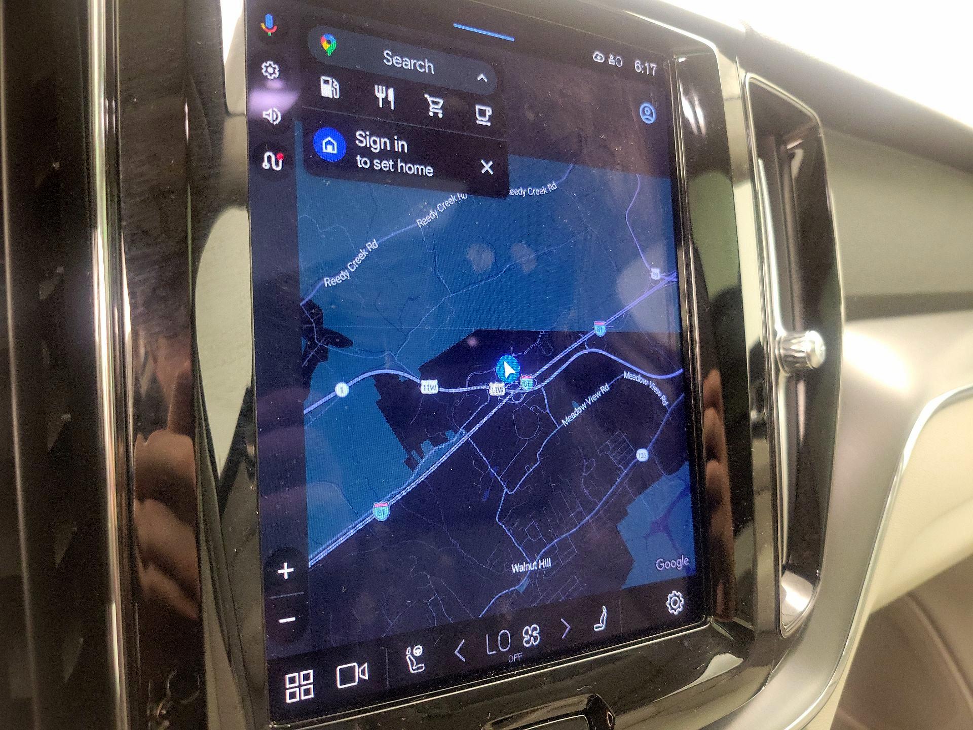 Thumbnail: 2023 Volvo XC60 - 14