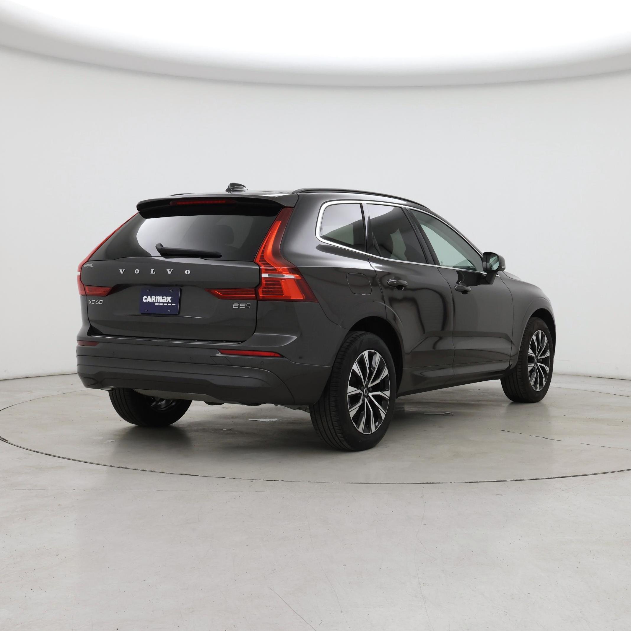Thumbnail: 2023 Volvo XC60 - 8